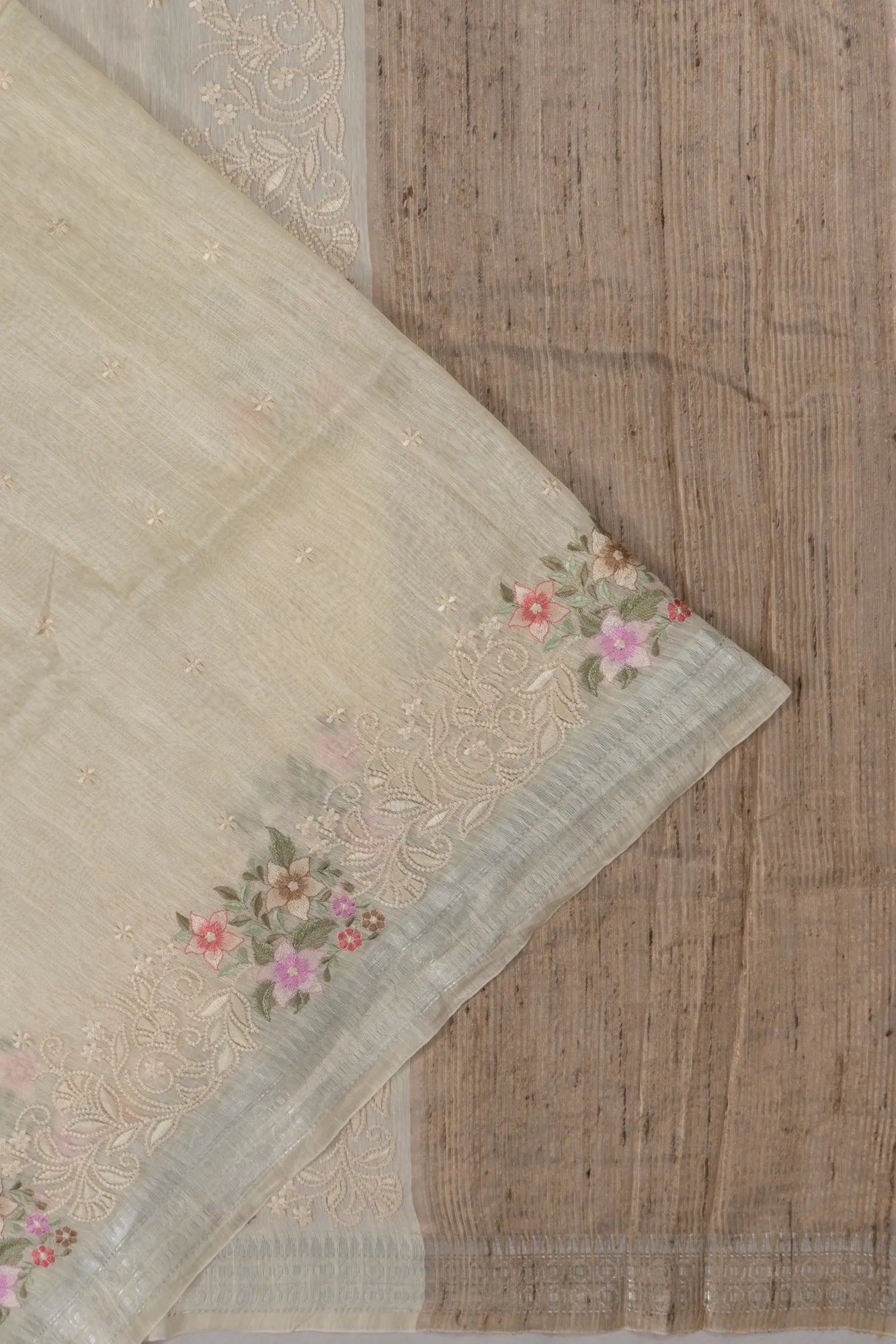 Linen Embroidery Butta Cream Saree