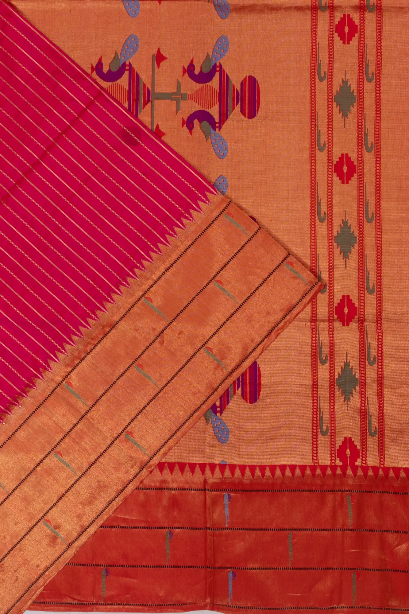 Muniya Silk Vertical Lines Rani Pink Saree