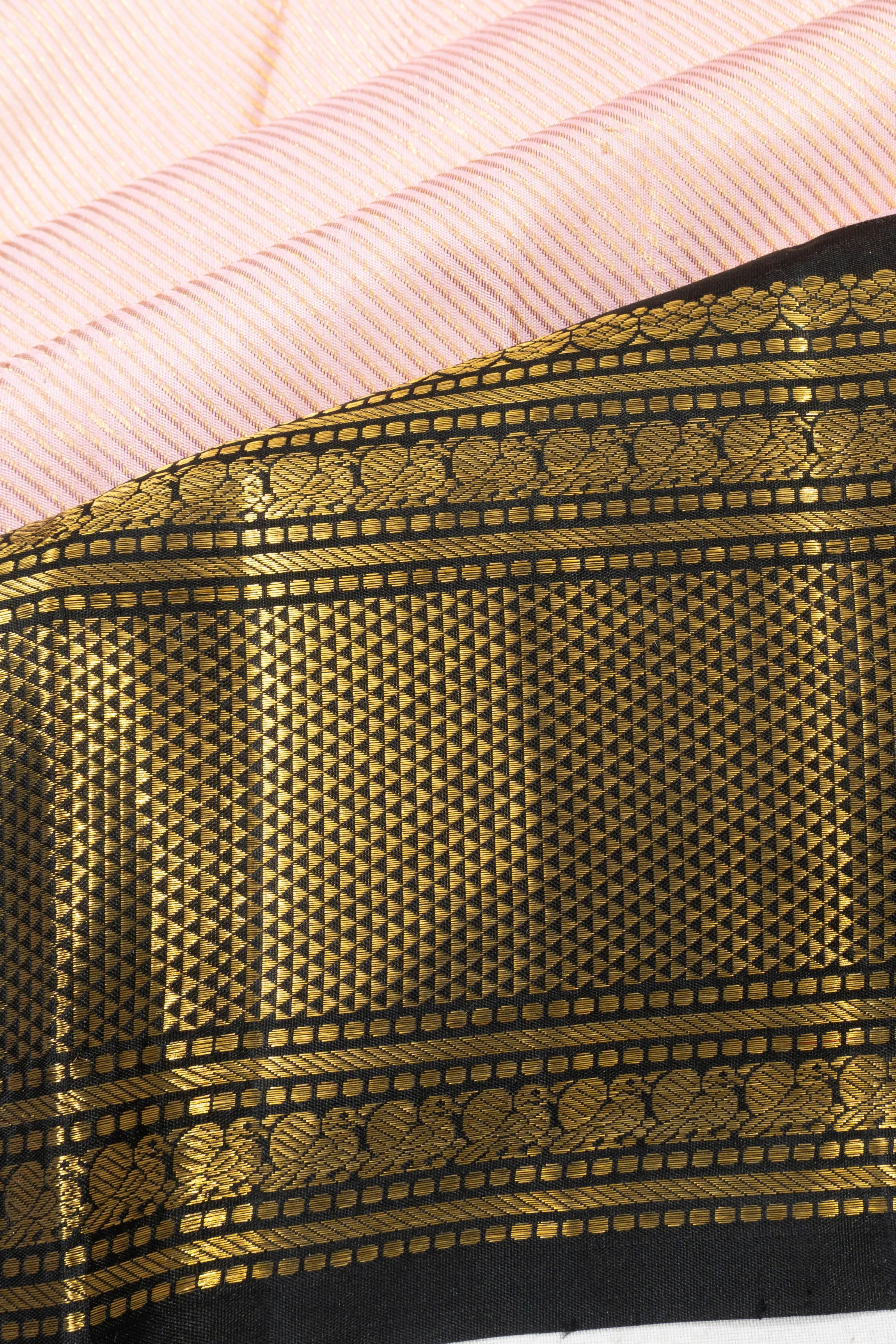 Kanchipuram Silk Diagonal Lines Baby Pink Saree