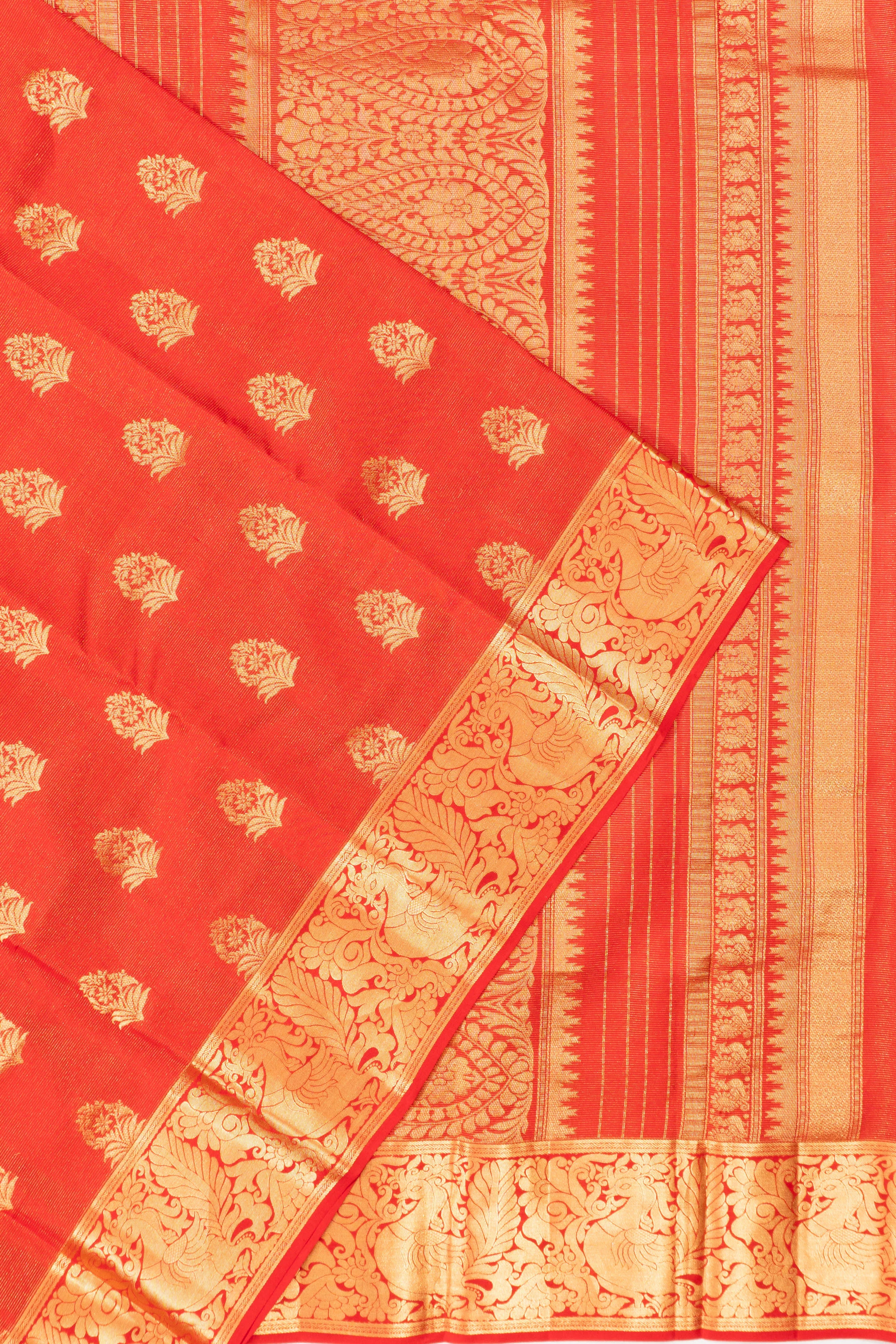 Taranga Kanchi Silk Oosi Lines And Brocade Red Saree