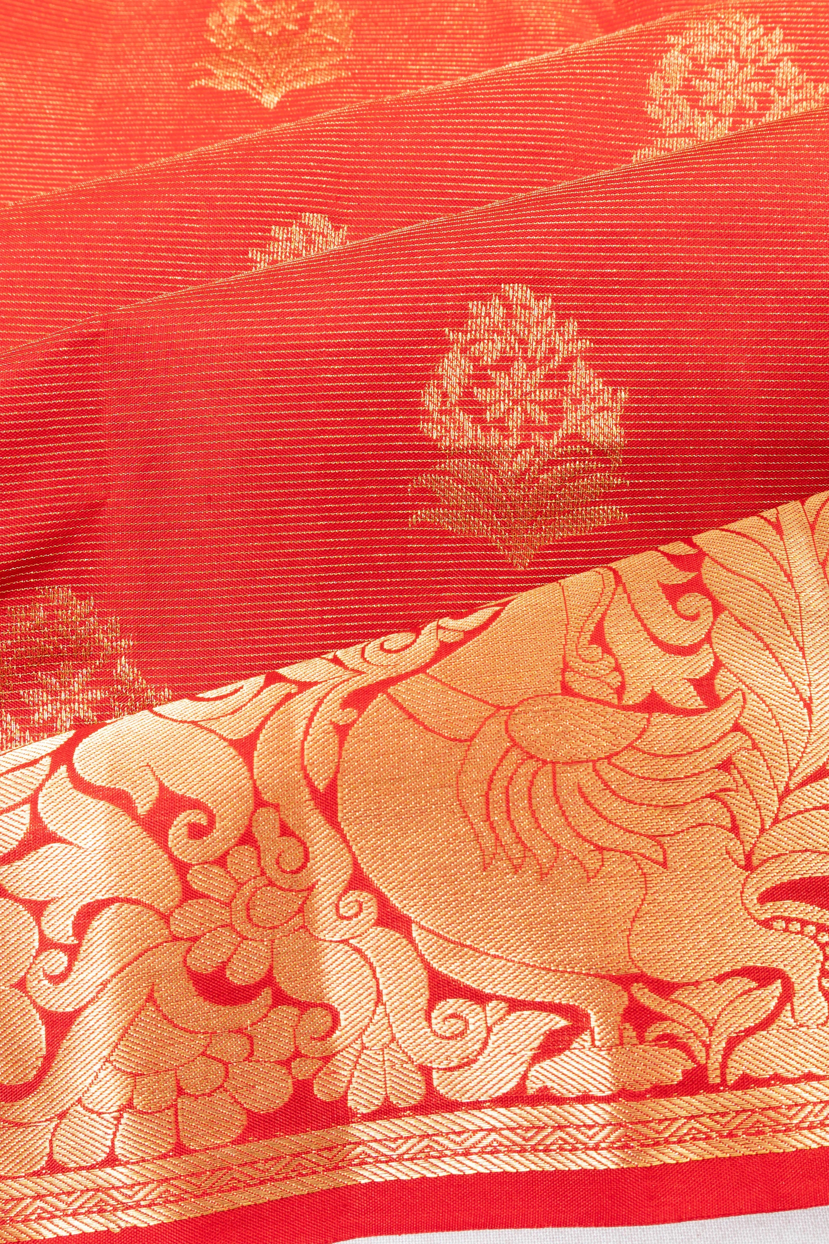 Taranga Kanchi Silk Oosi Lines And Brocade Red Saree