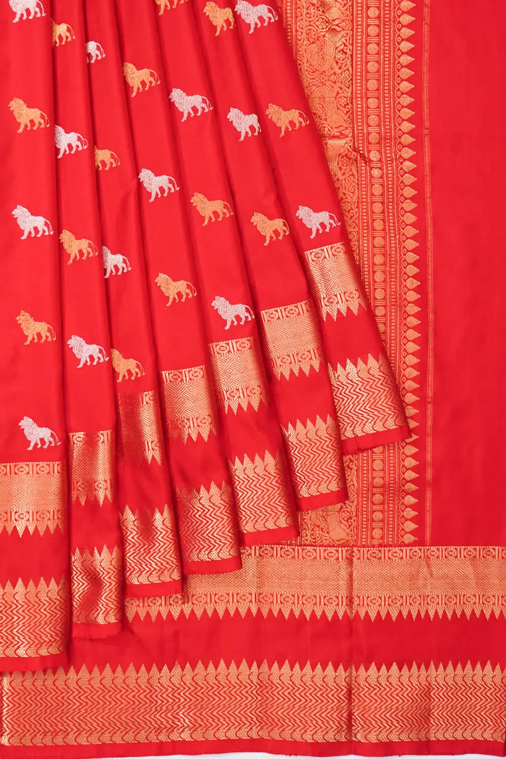 Kanchipuram Silk Lion Butta Red Saree