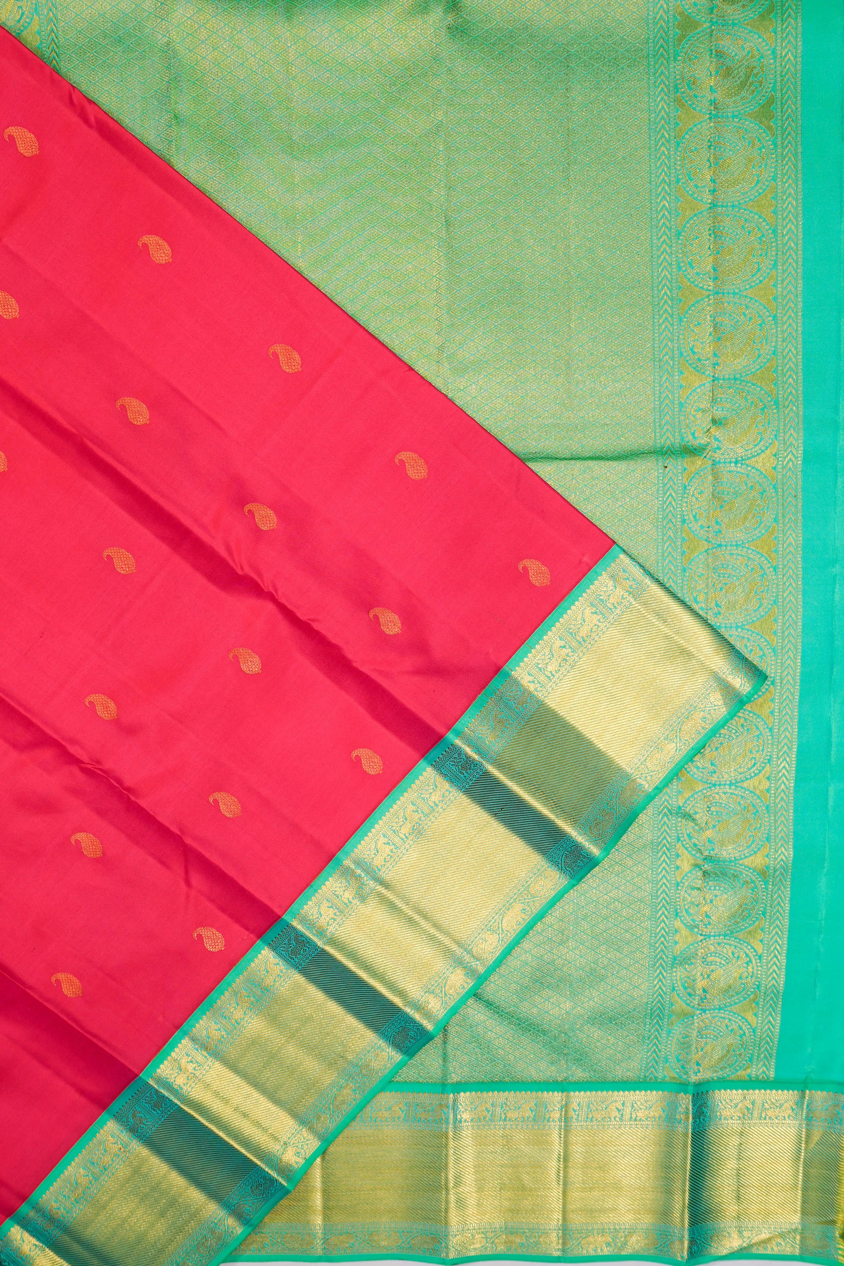 Taranga Kanchi Silk Butta Pink Saree With Ganga Jamuna Border