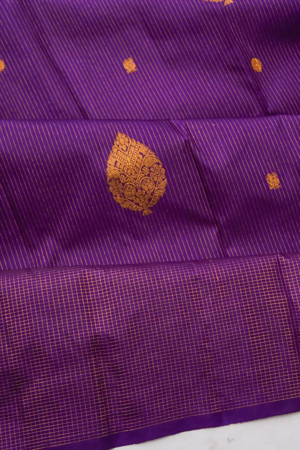 Taranga Kanchi Silk Lines And Butta Purple Saree