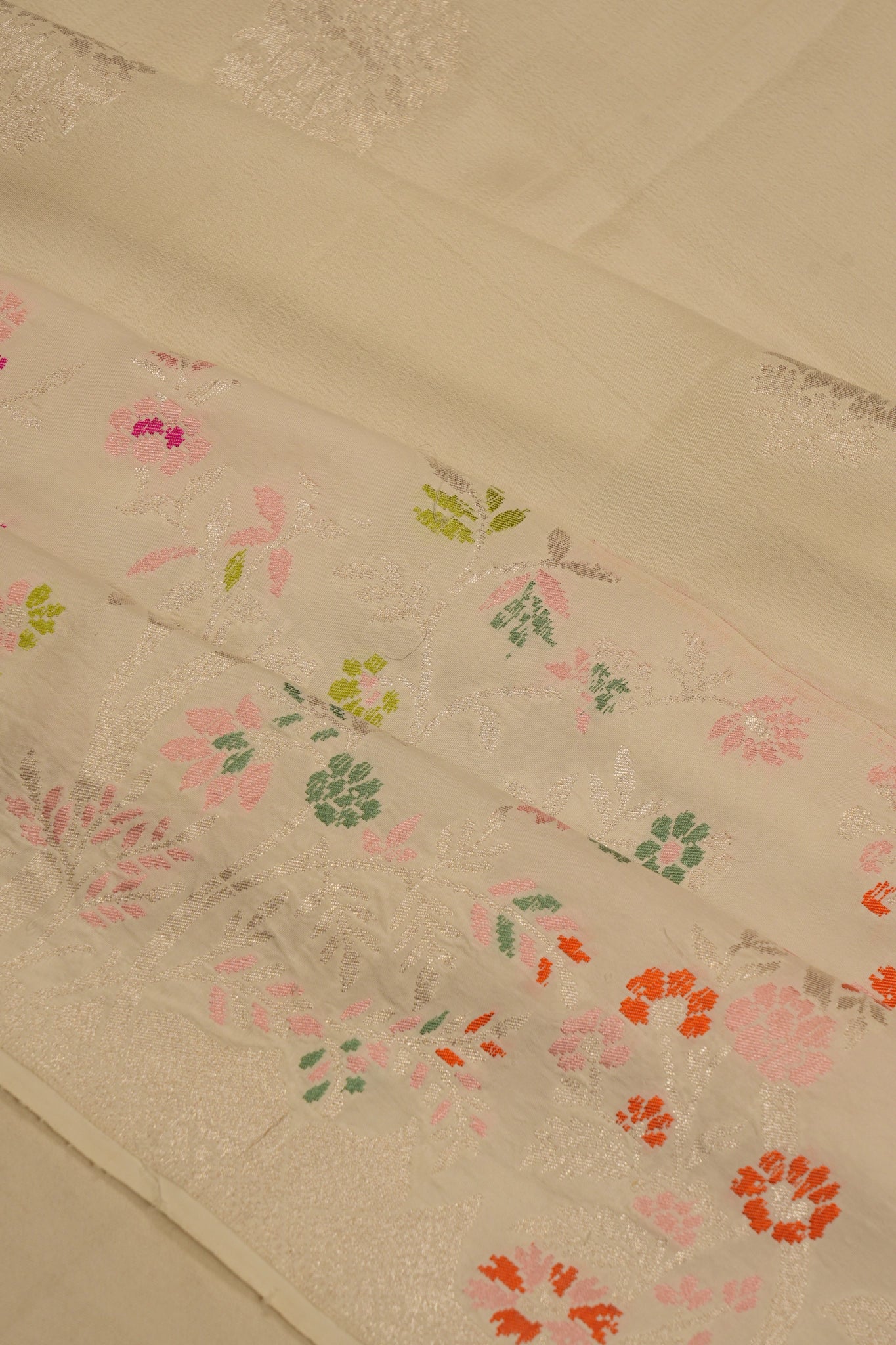 Banarasi Georgette Butta Cream Saree