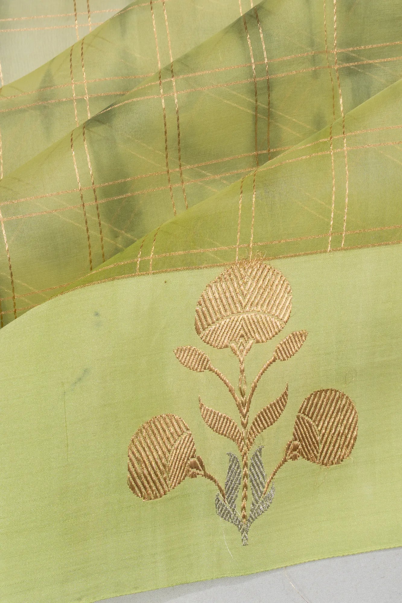 Banarasi Kora Organza Checks Pastel Green Saree