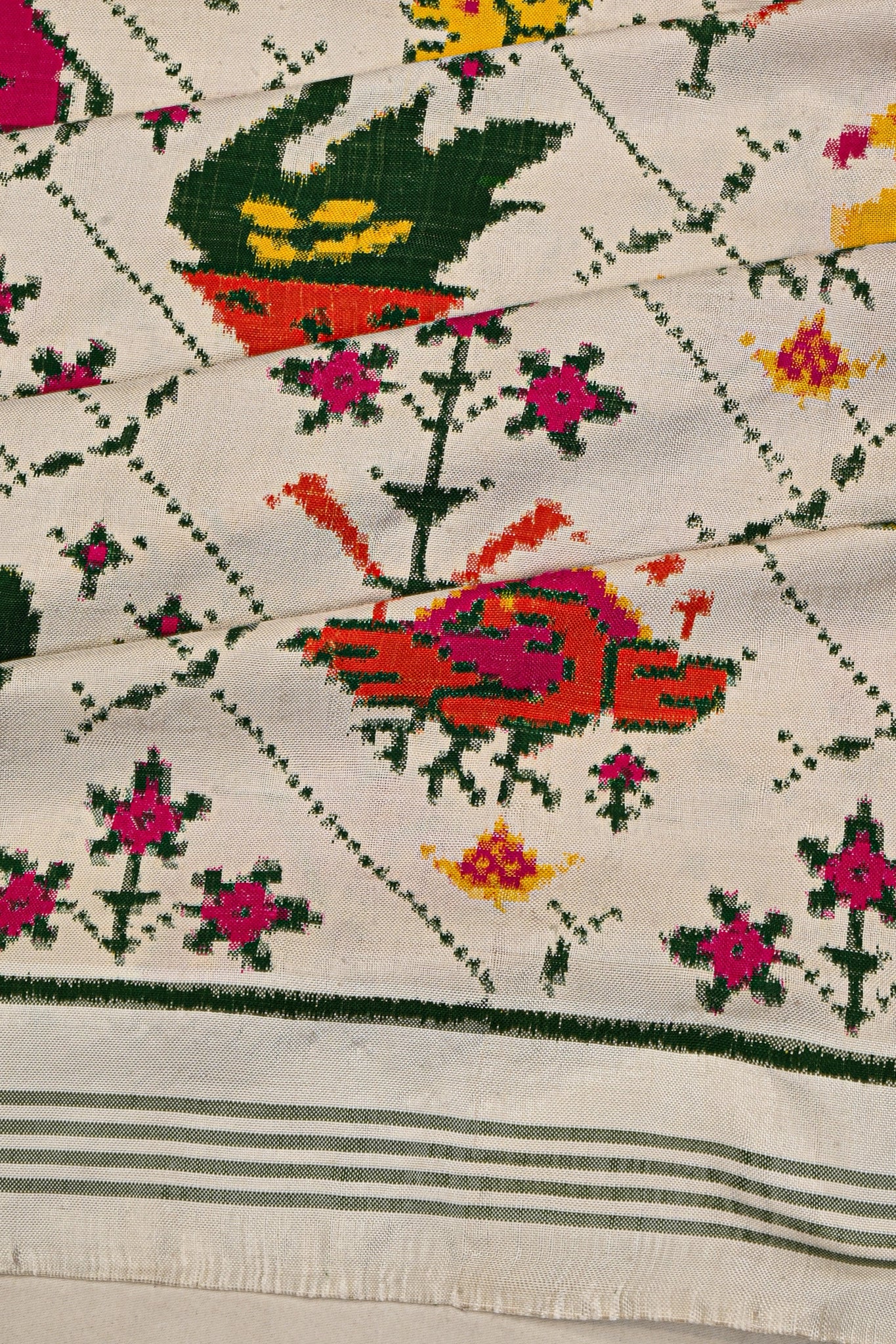 Patan Patola Silk Double Ikat 9 Figure White Saree