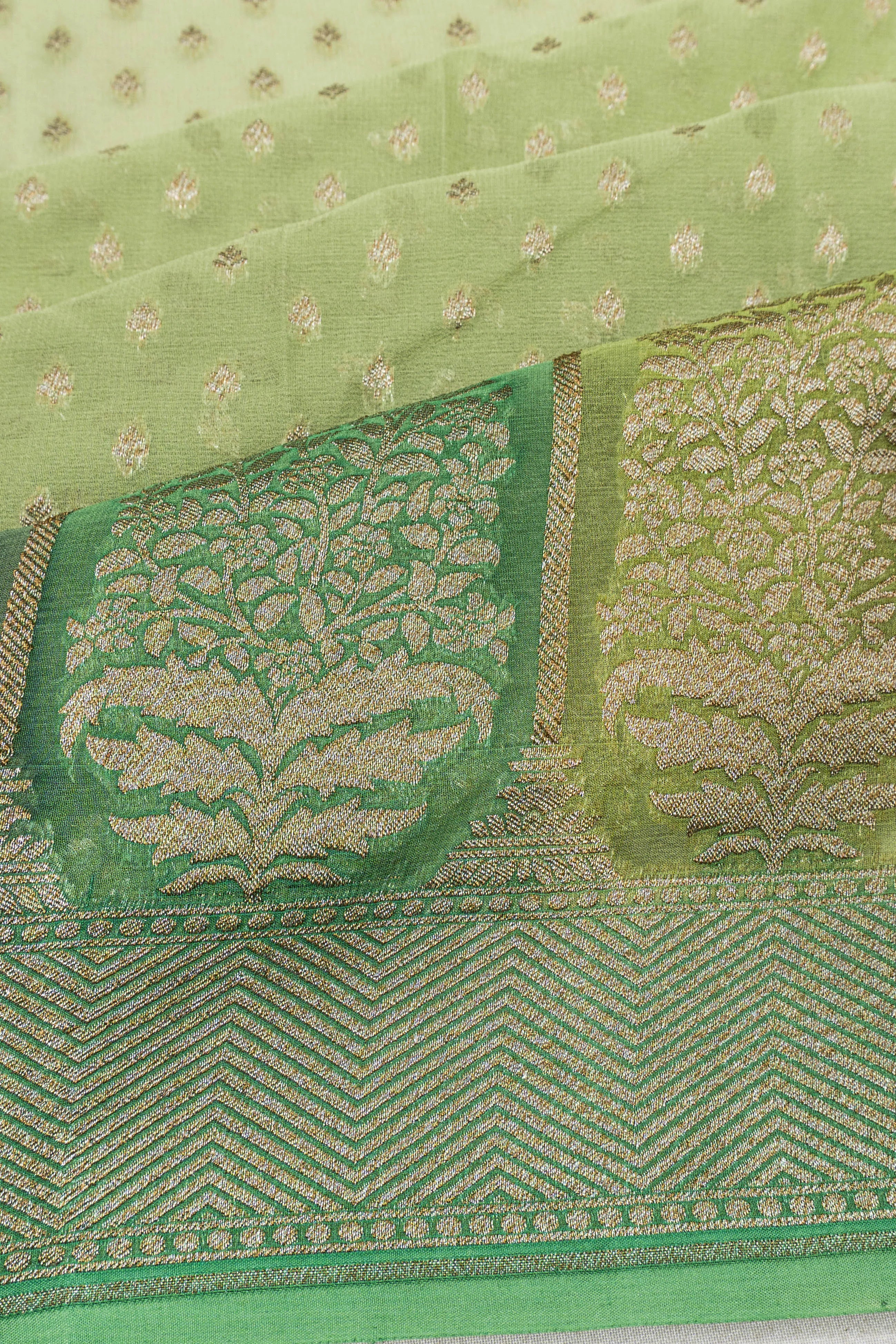Banarasi Georgette Brocade Pista Green Saree