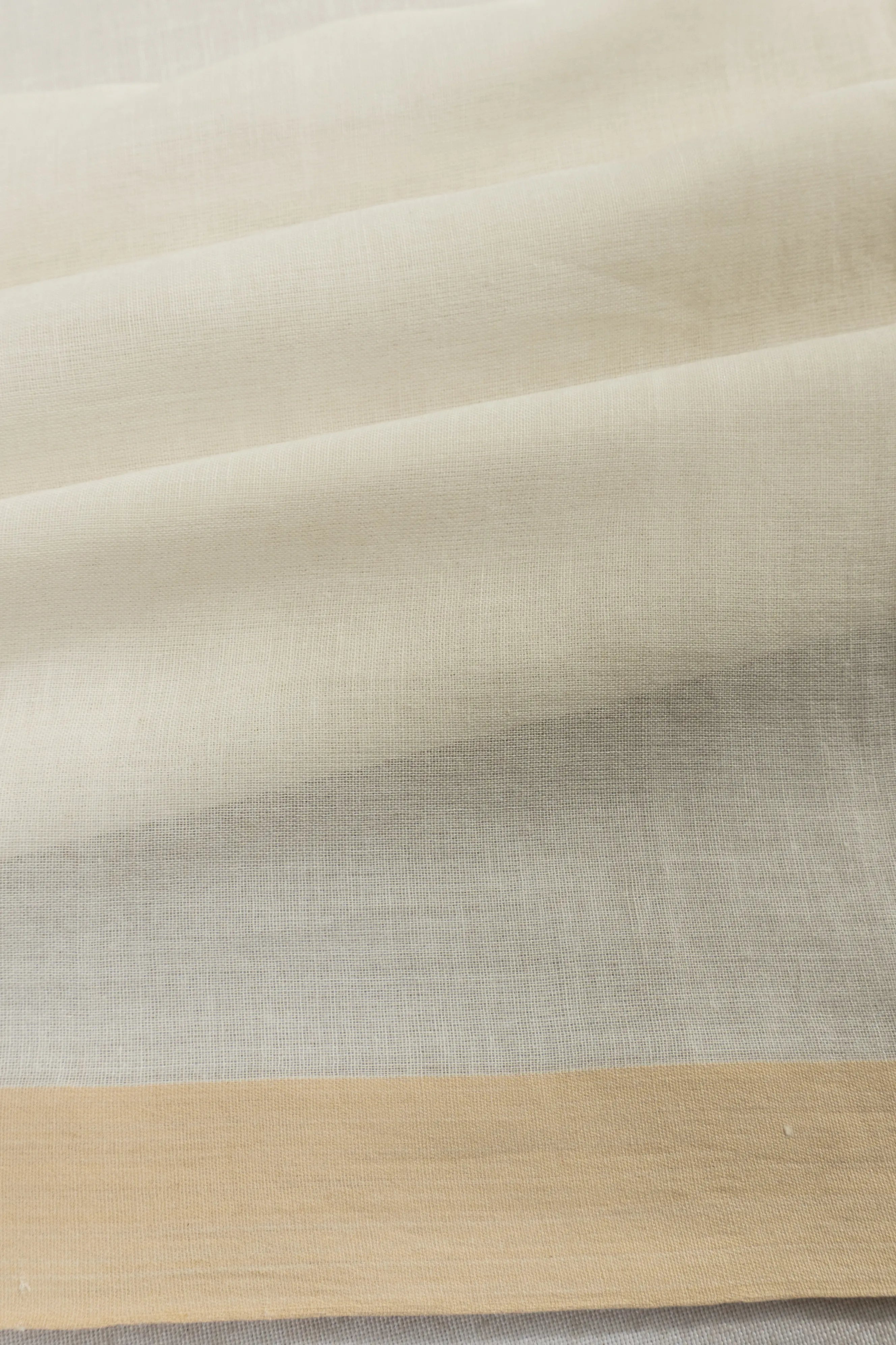 Phulia Cotton Butta Cream Saree With Jamdani Pallu