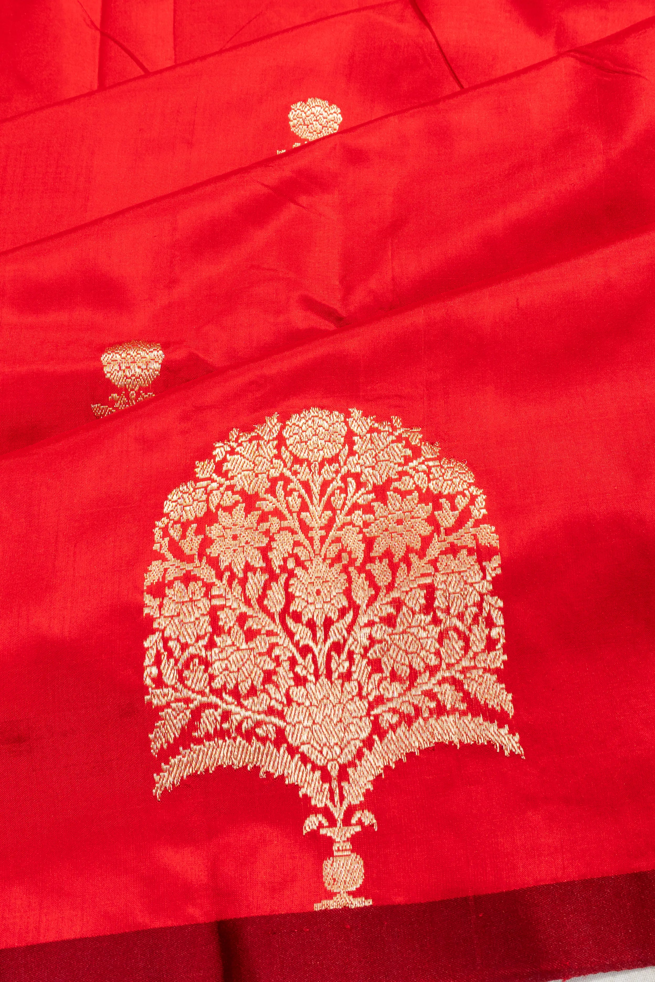 Banarasi Katan Silk Butta Red Saree