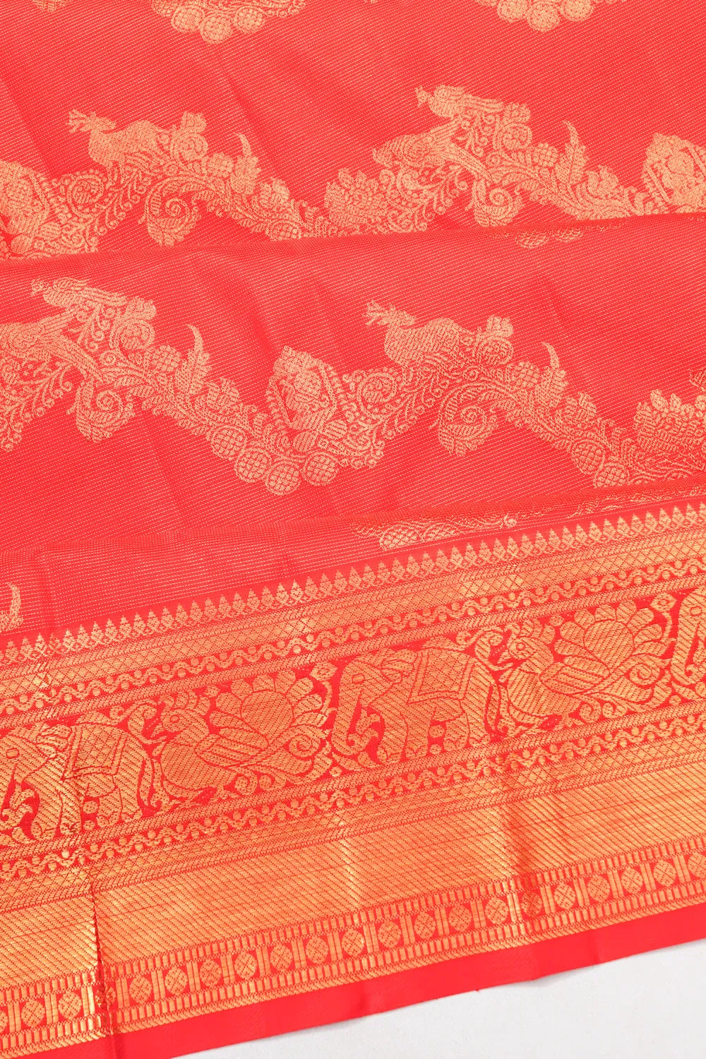 Kanchipuram Silk Oosi Lines And Jaal Red Saree