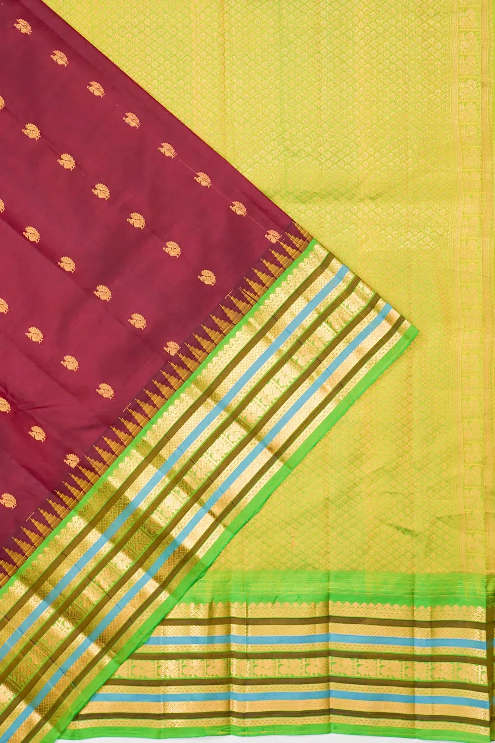 Gadwal Silk Butta Maroon Saree