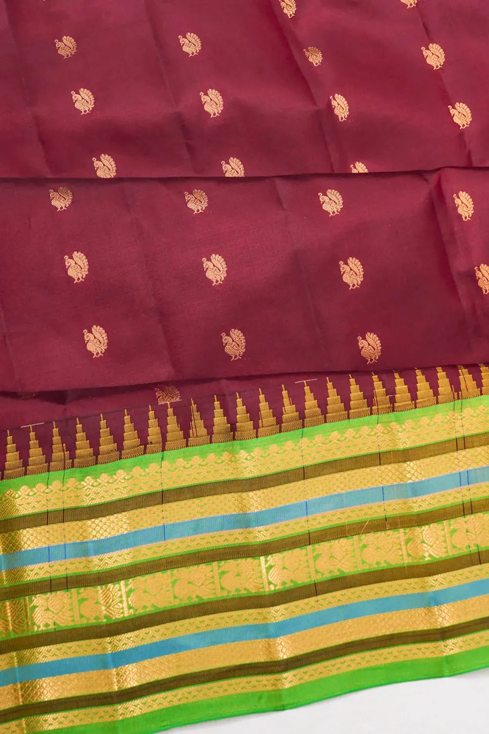 Gadwal Silk Butta Maroon Saree