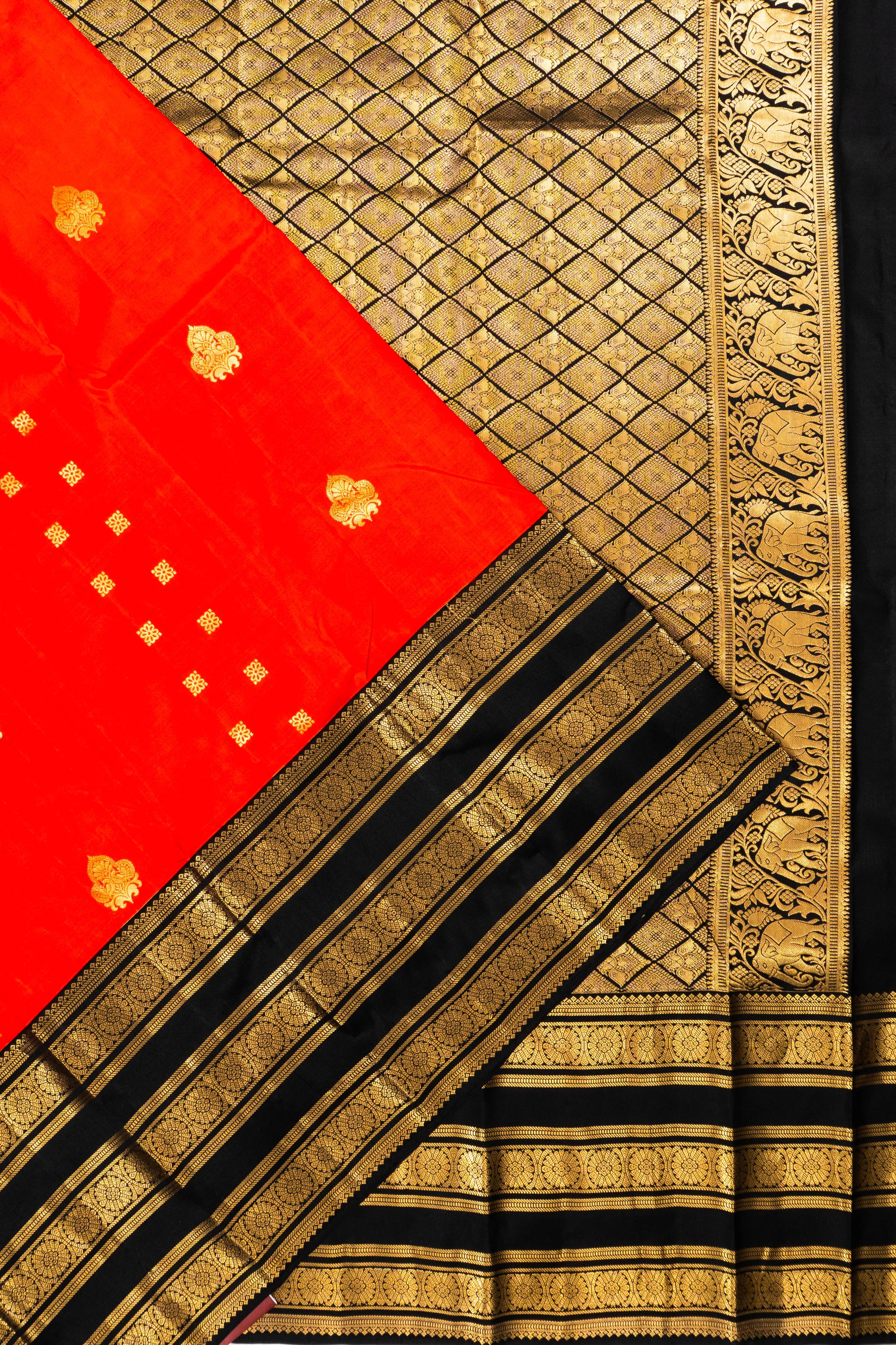 Taranga Kanchi Silk Butta Red Saree