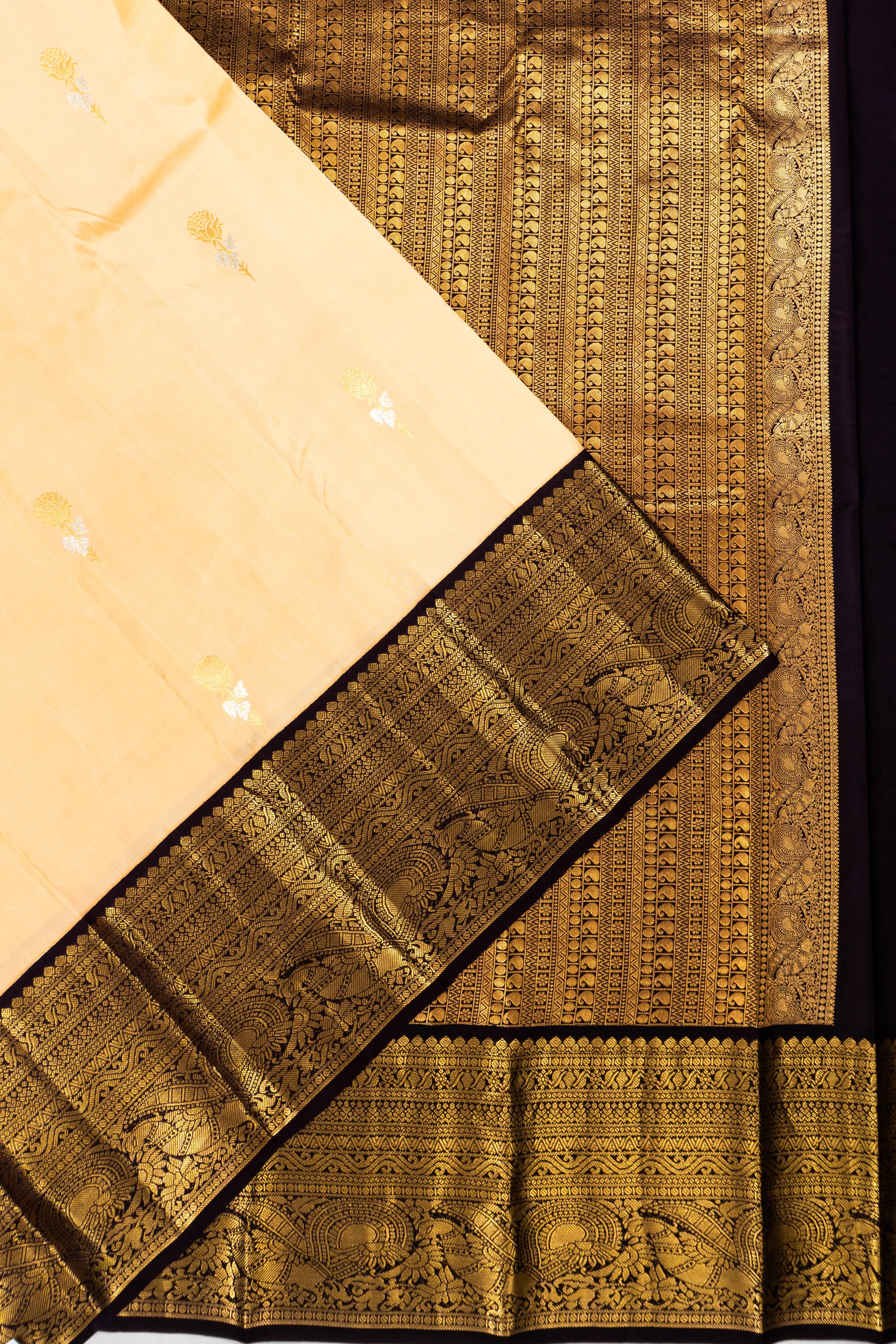 Taranga Kachi Silk Butta Cream Saree