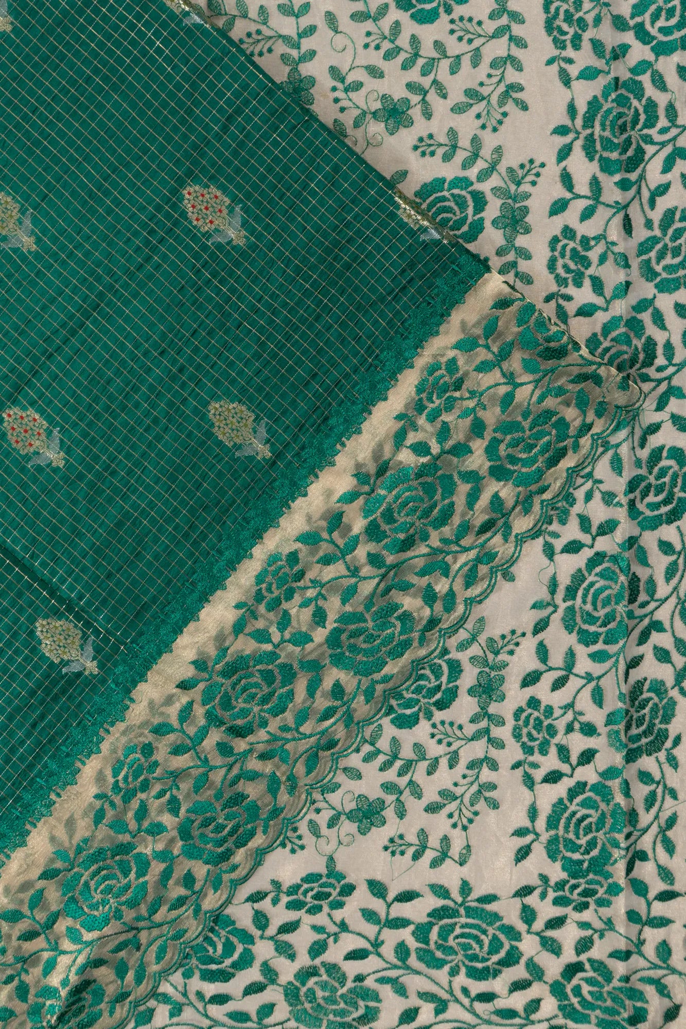 Chiniya Silk Checks And Butta Green Saree With Organza Embroidery Border