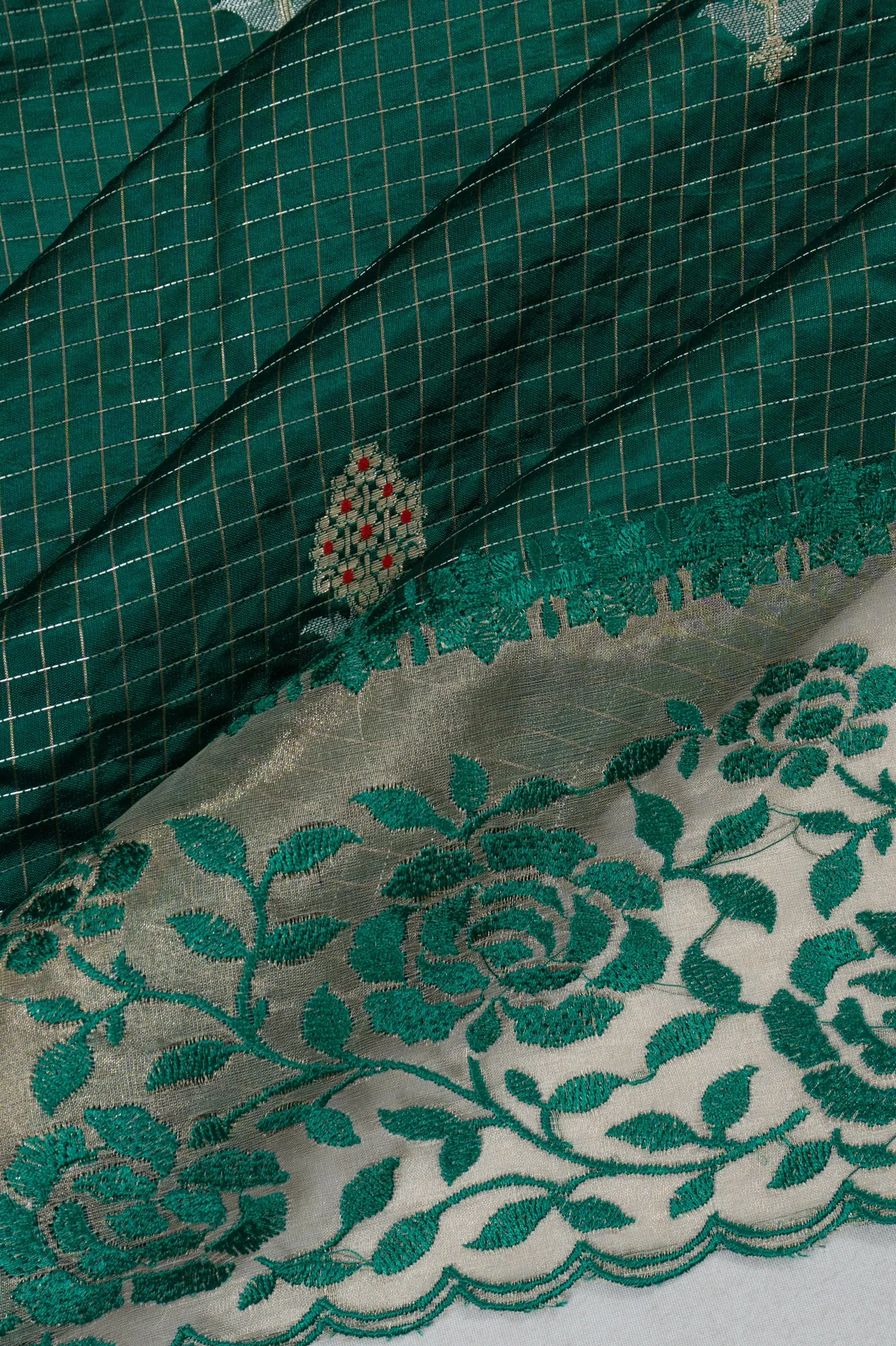 Chiniya Silk Checks And Butta Green Saree With Organza Embroidery Border