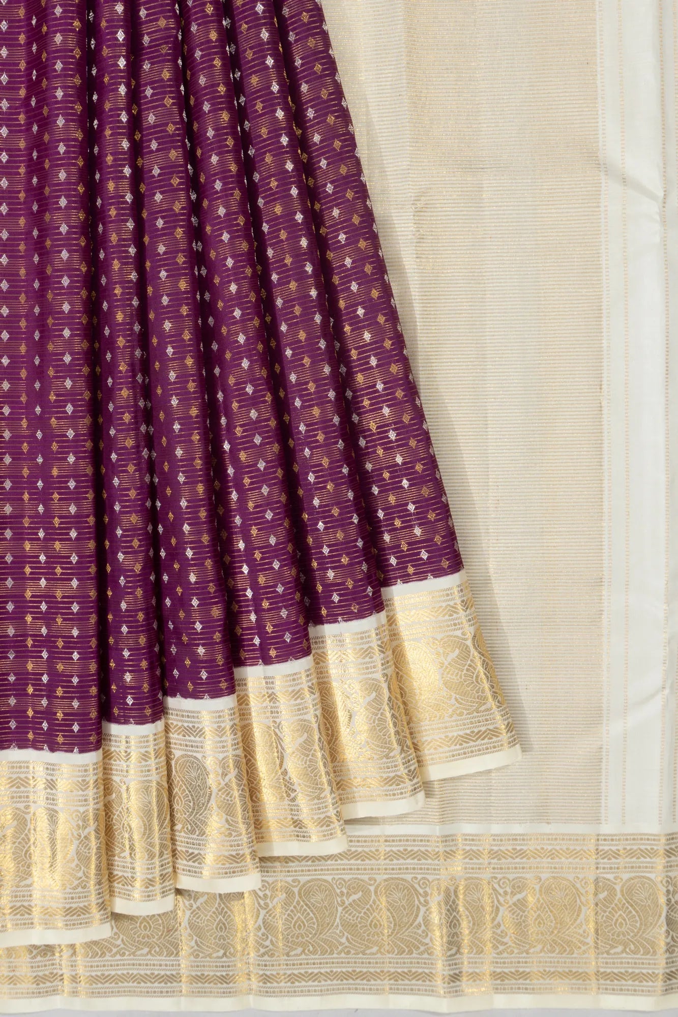 Kanchipuram Silk Butta Oosi Lines Violet Saree