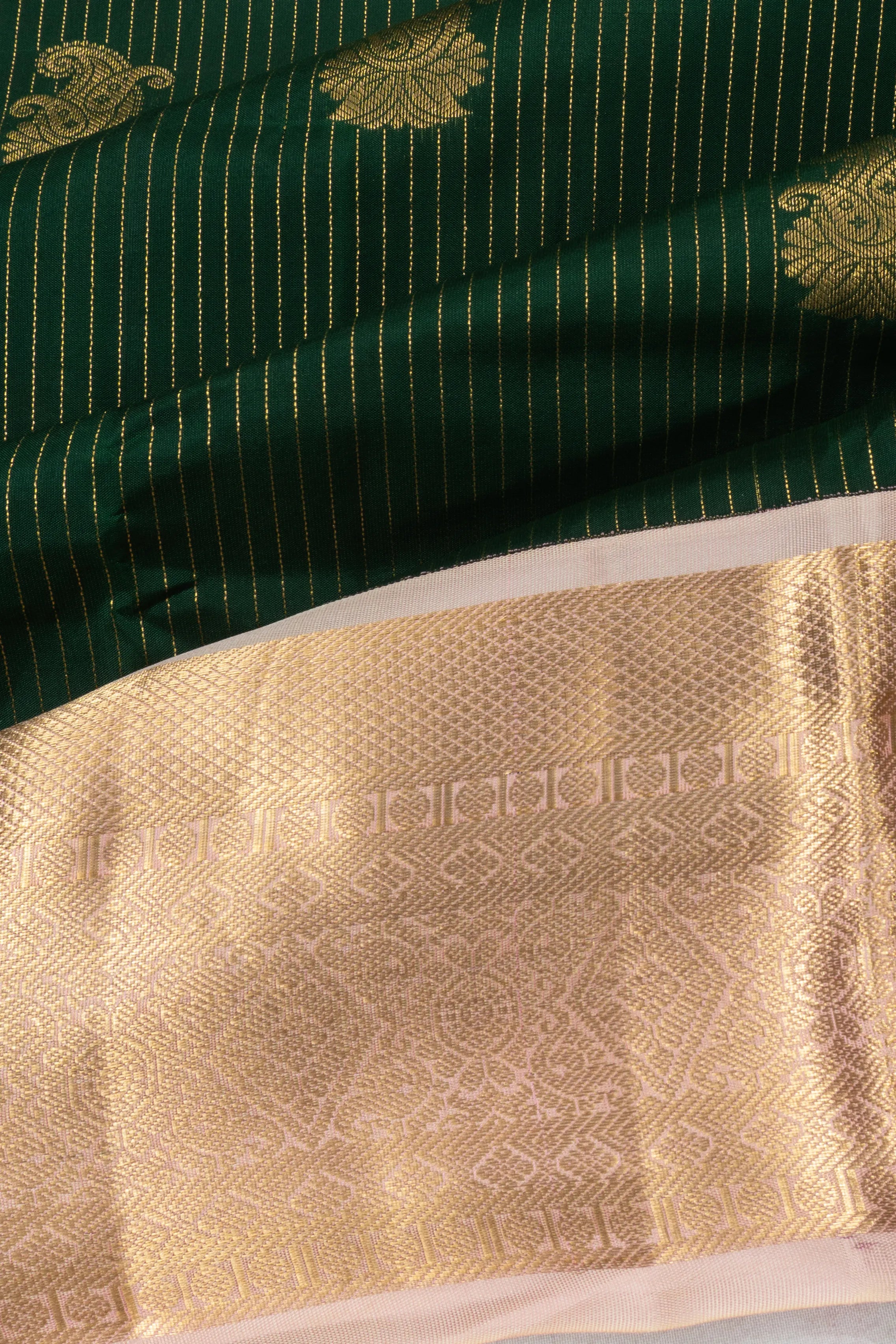 Taranga Kanchi Silk Lines And Butta Bottle Green Saree