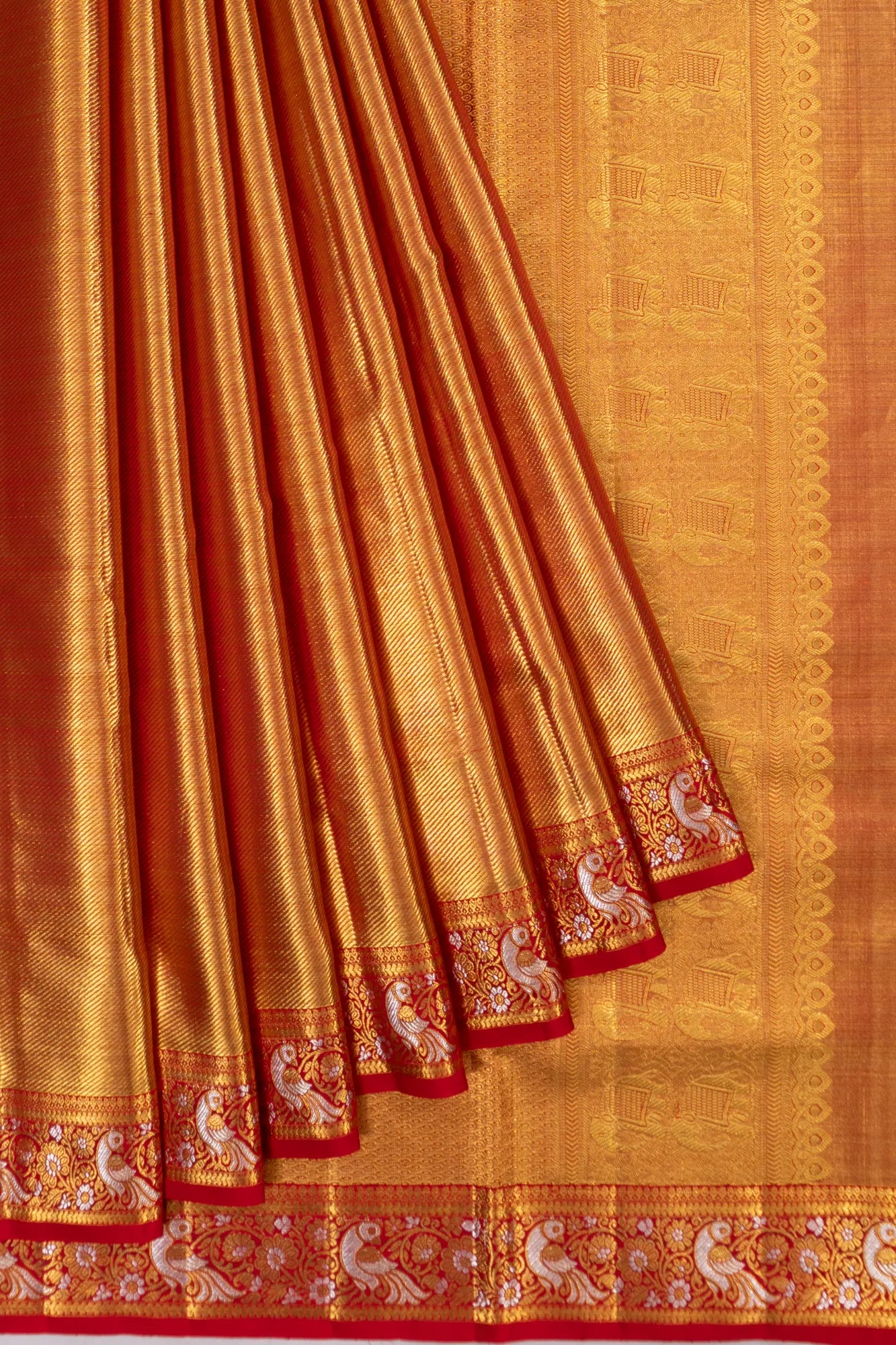 Kanchipuram Silk Tissue Lines Gold Saree