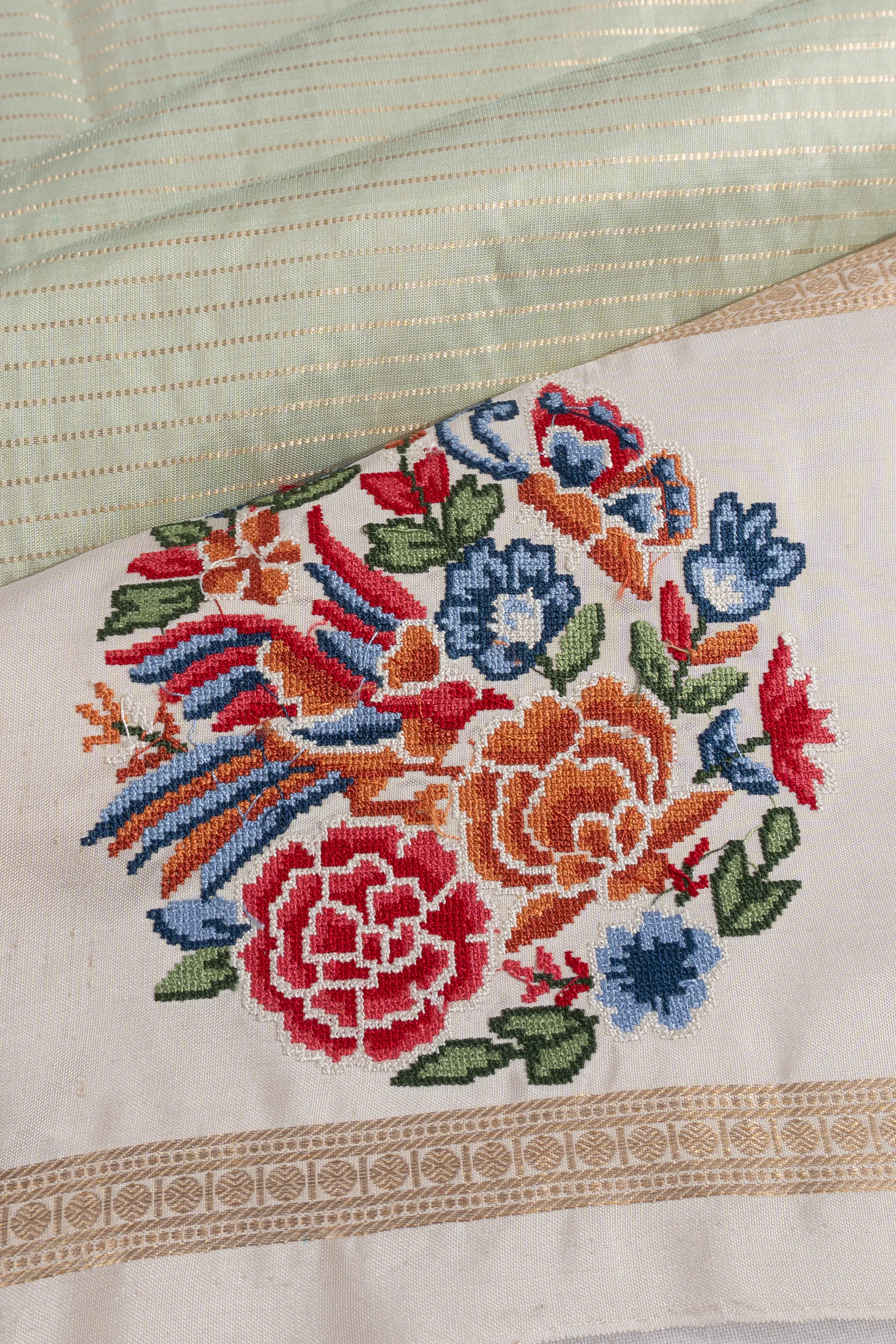 Kanchipuram Silk Lines Pista Green Saree With Embroidery Border