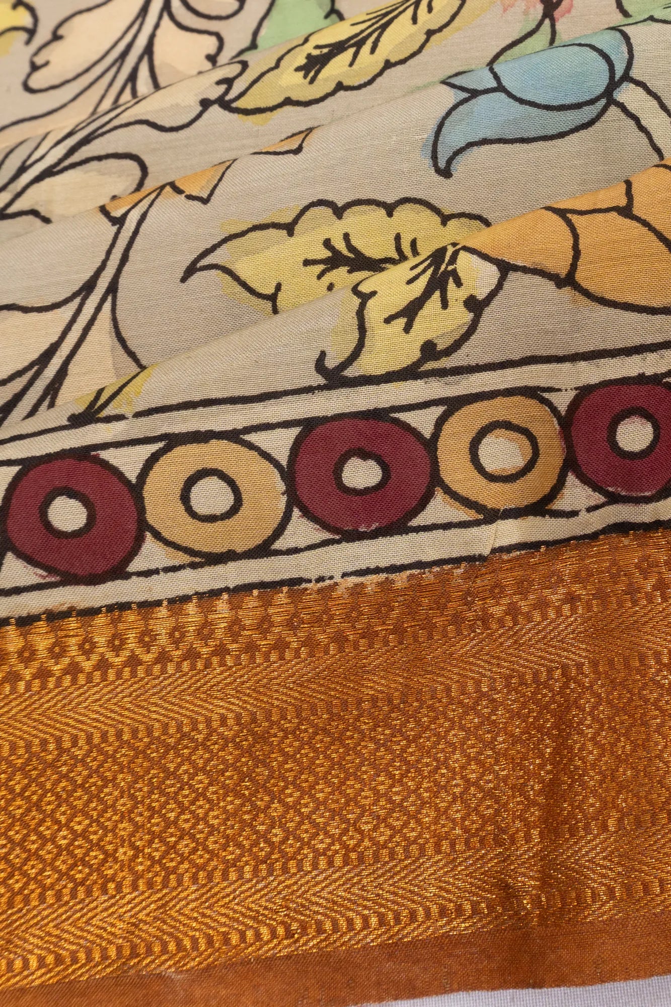 Taranga Kanchi Silk Kalamkari Hand Painted Cream Saree