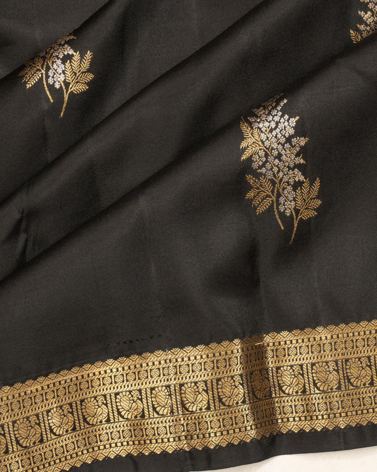 Taranga Kanchi Silk Butta Black Saree