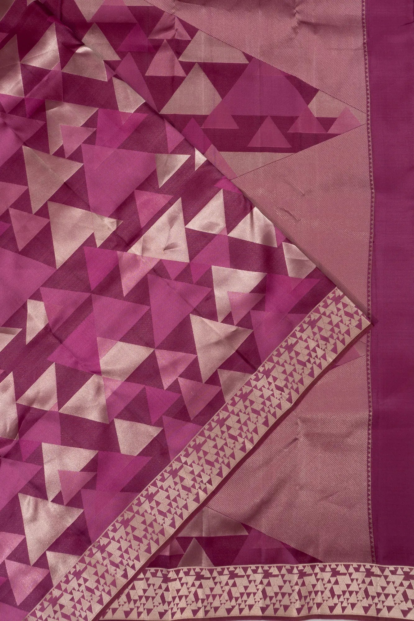 Taranga Kanchi Silk Geometrical Brocade Purple Saree