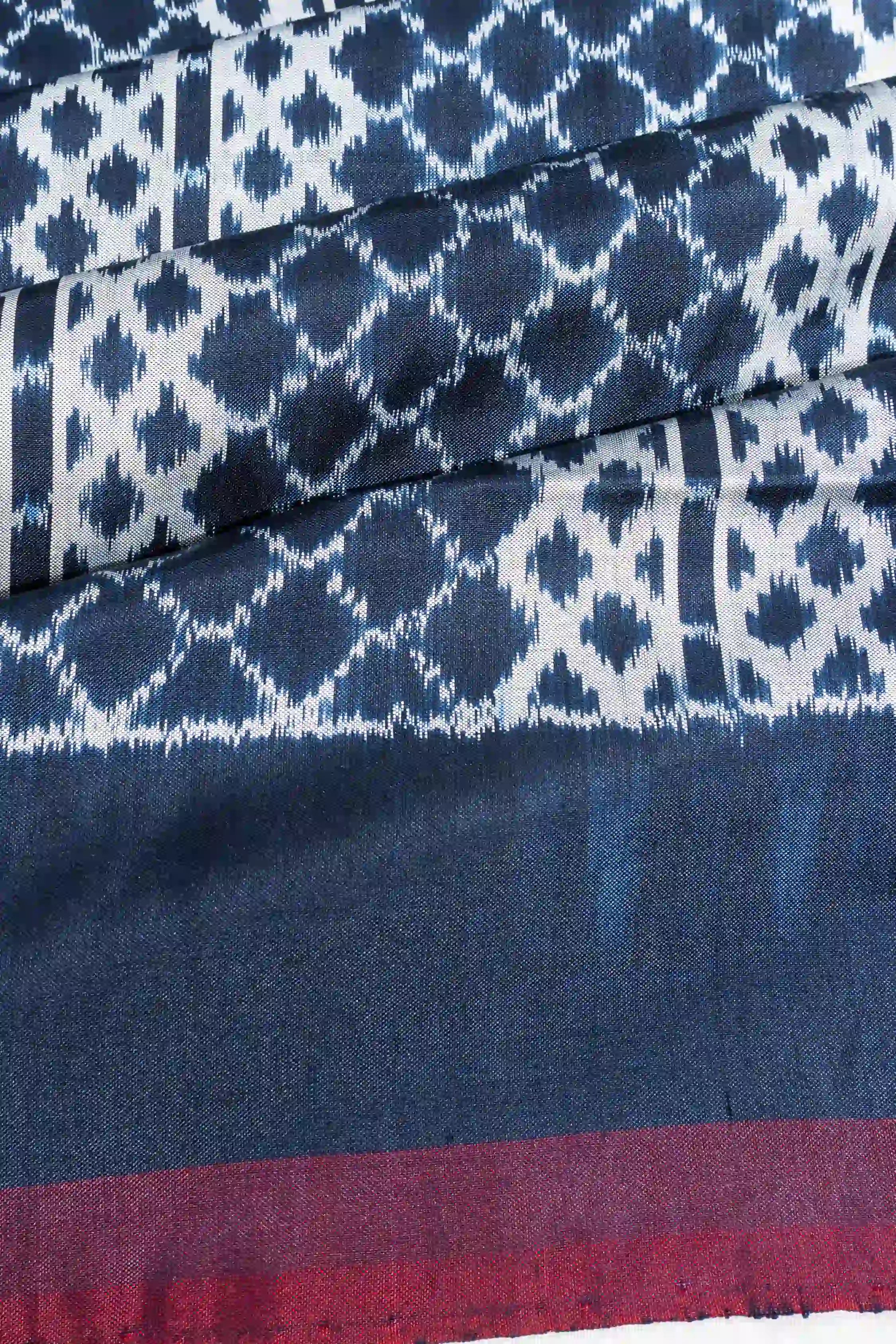 Pochampally Silk Ikat Blue And White Saree