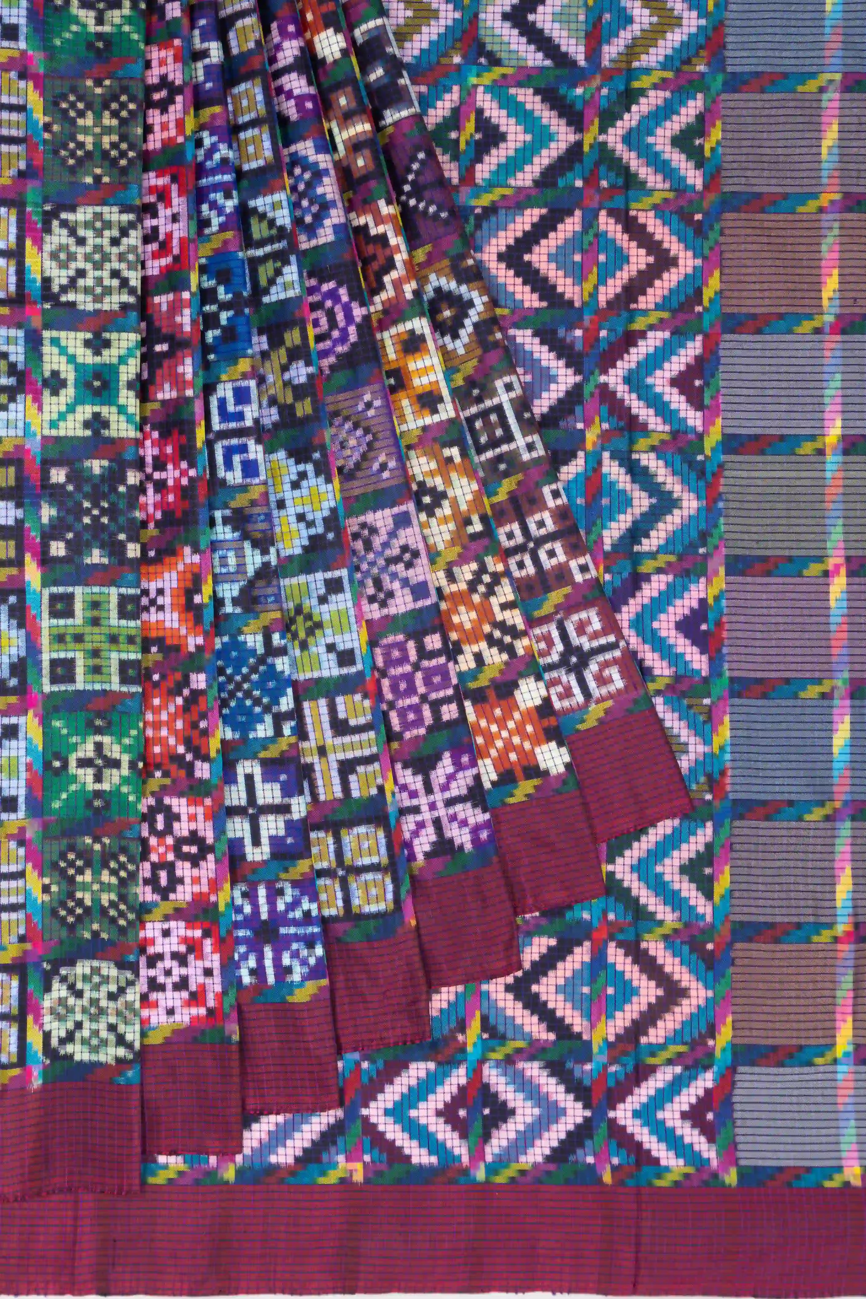 Pochampally Silk Double Ikat Saree With 108 Telia Rumal Motifs And 30 Colors