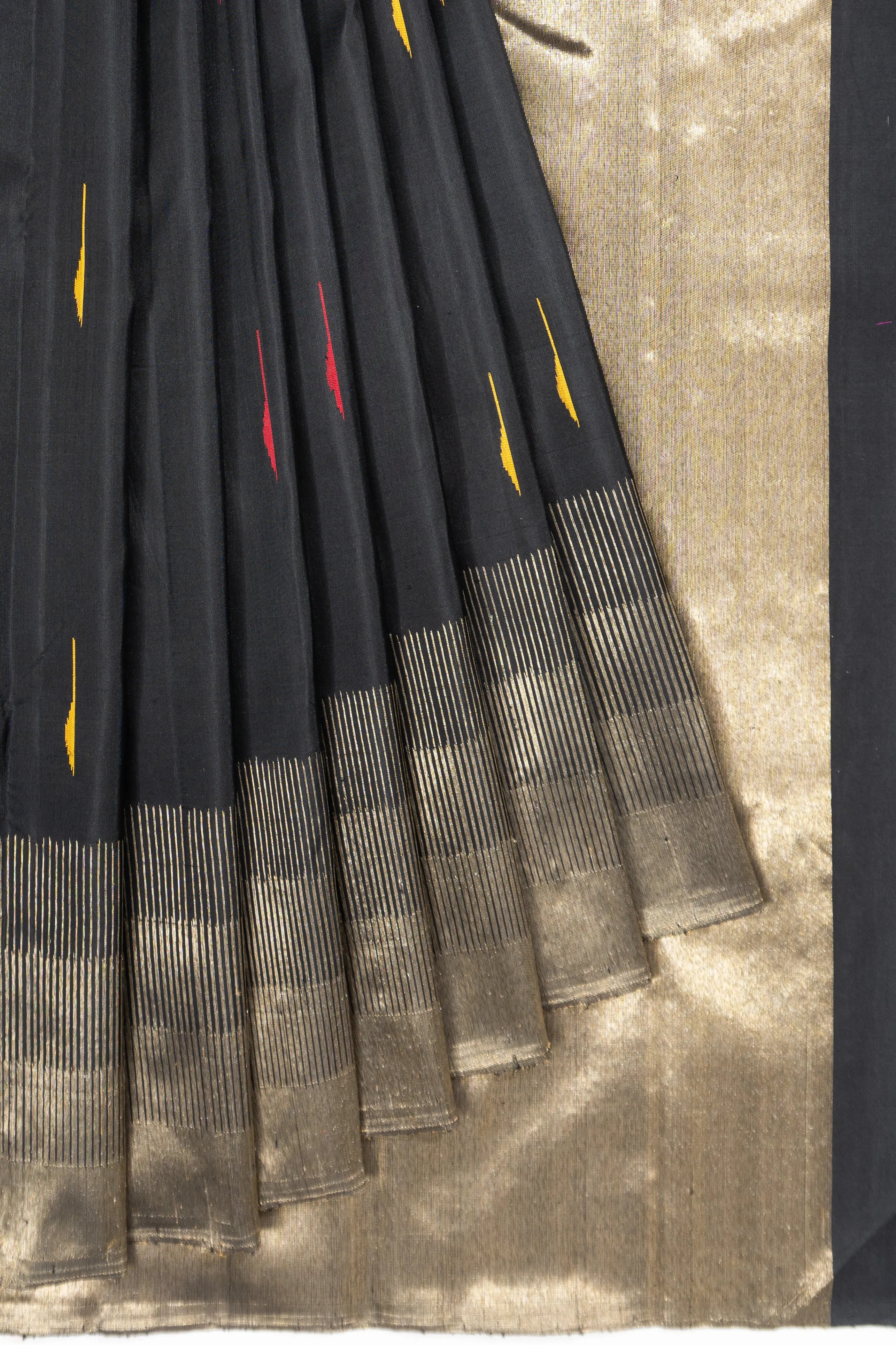 Kanchipuram Silk Threaded Butta Black Saree