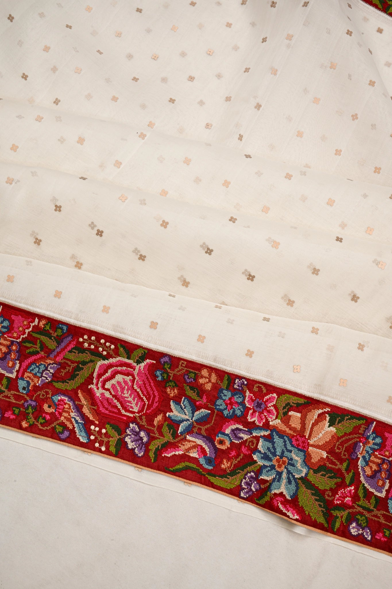 Organza Silk Butta White Saree With Embroidered Border