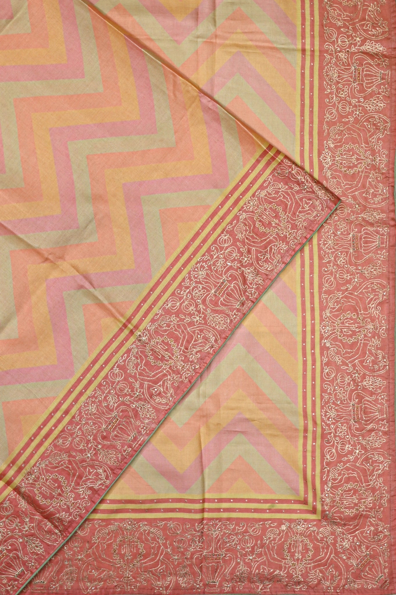 Tussar Printed Zig Zag Lines Peach Saree