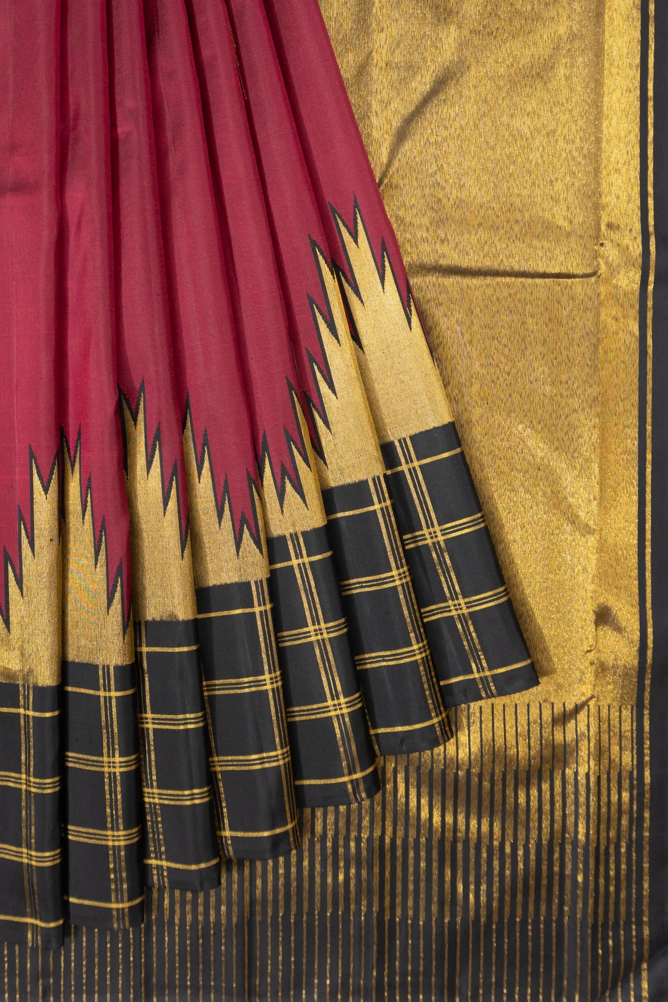 Classic Kanchipuram Silk Plain Red Saree With Temple Border