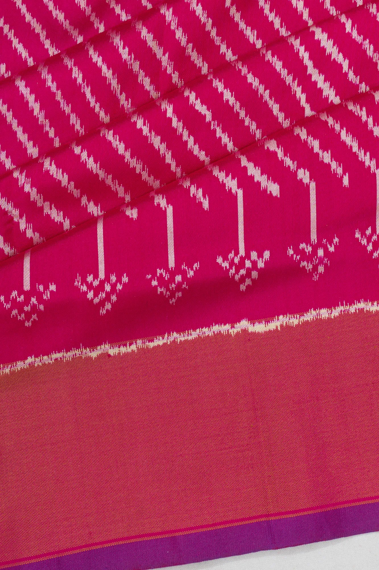 Pochampally Silk Ikat Diagonal Lines Rani Pink Saree
