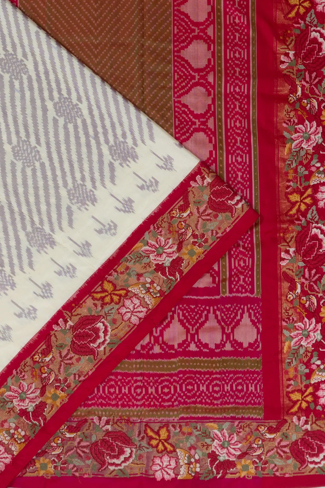 Pochampally Silk Ikat White Saree With Embroidery Border