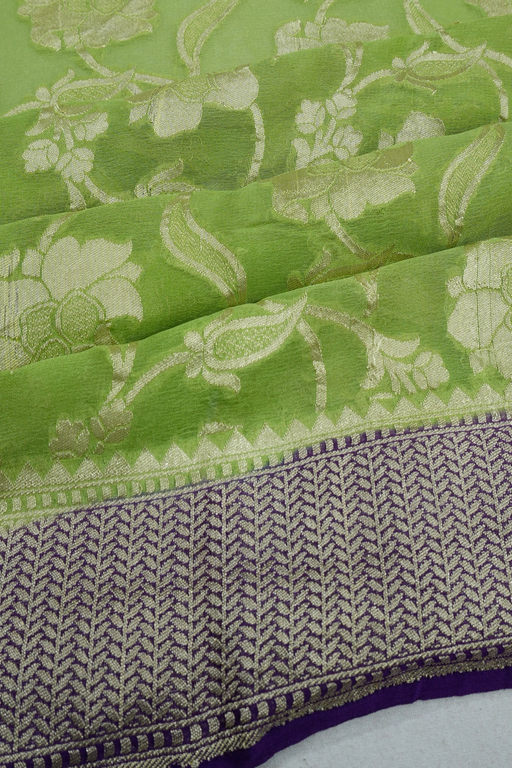 Vaanya Banaras Georgette Jaal Green Saree