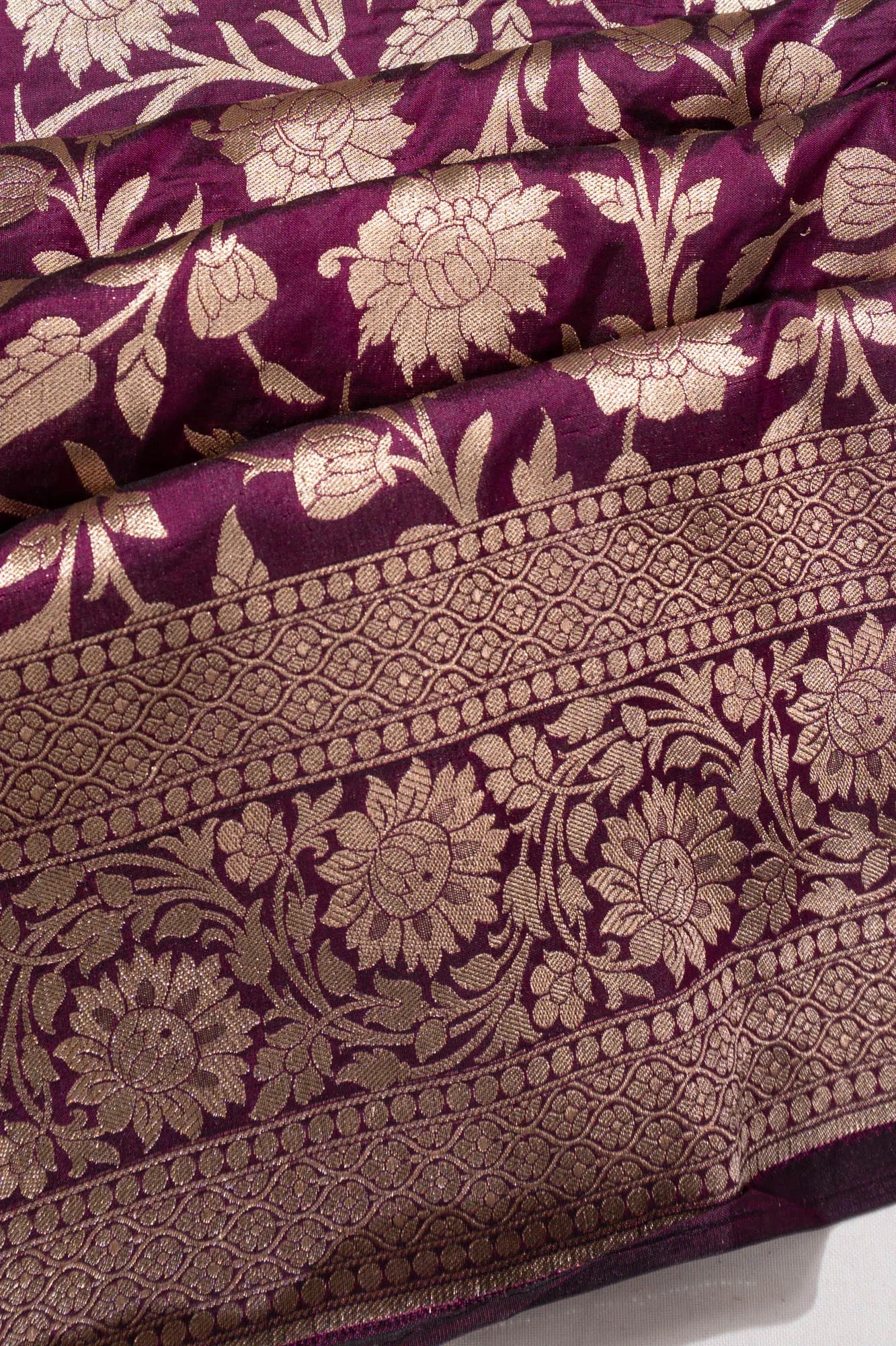 Vaanya Banaras Jaal Purple Saree