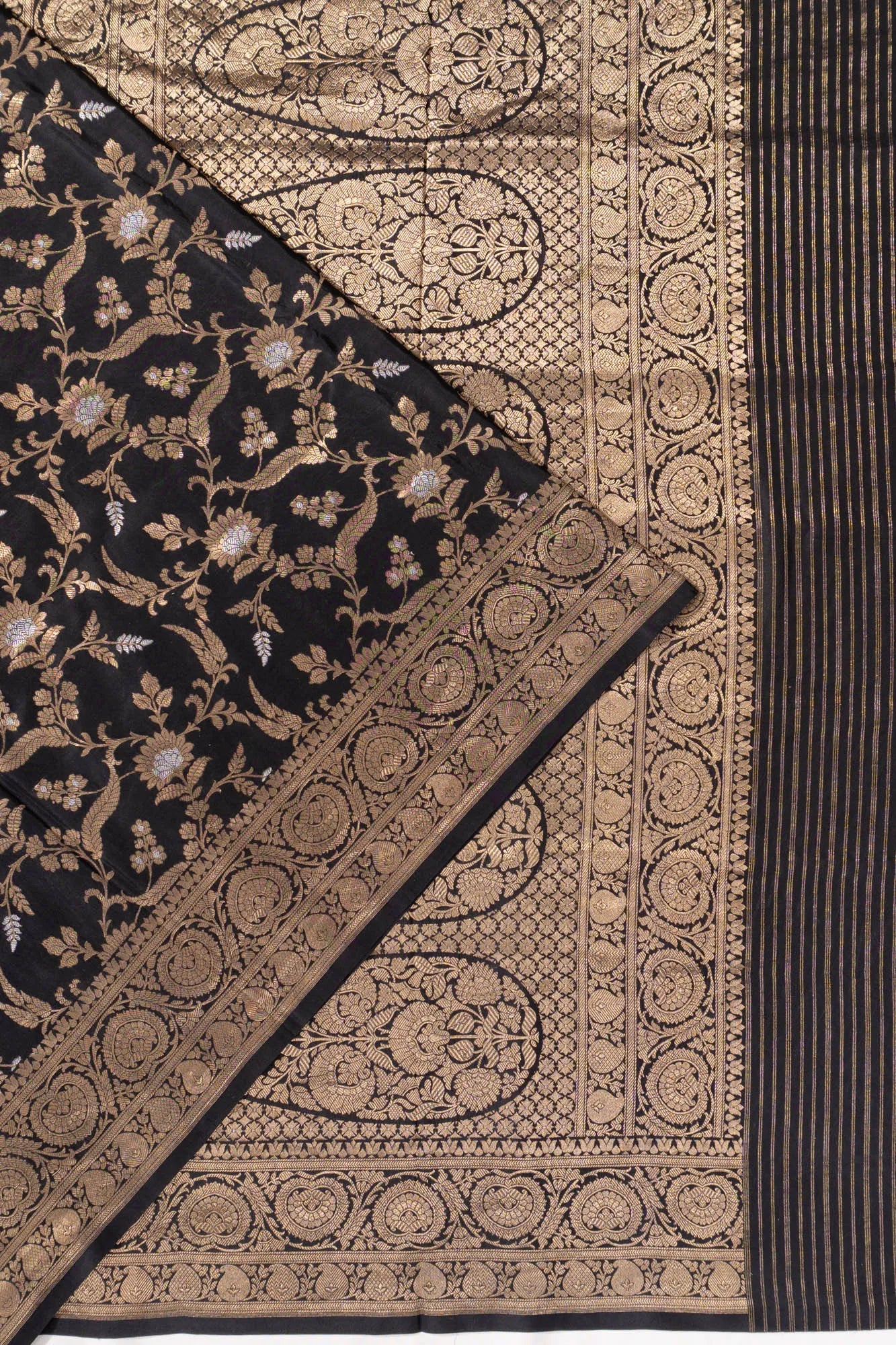 Vaanya Banaras Jaal Black Saree