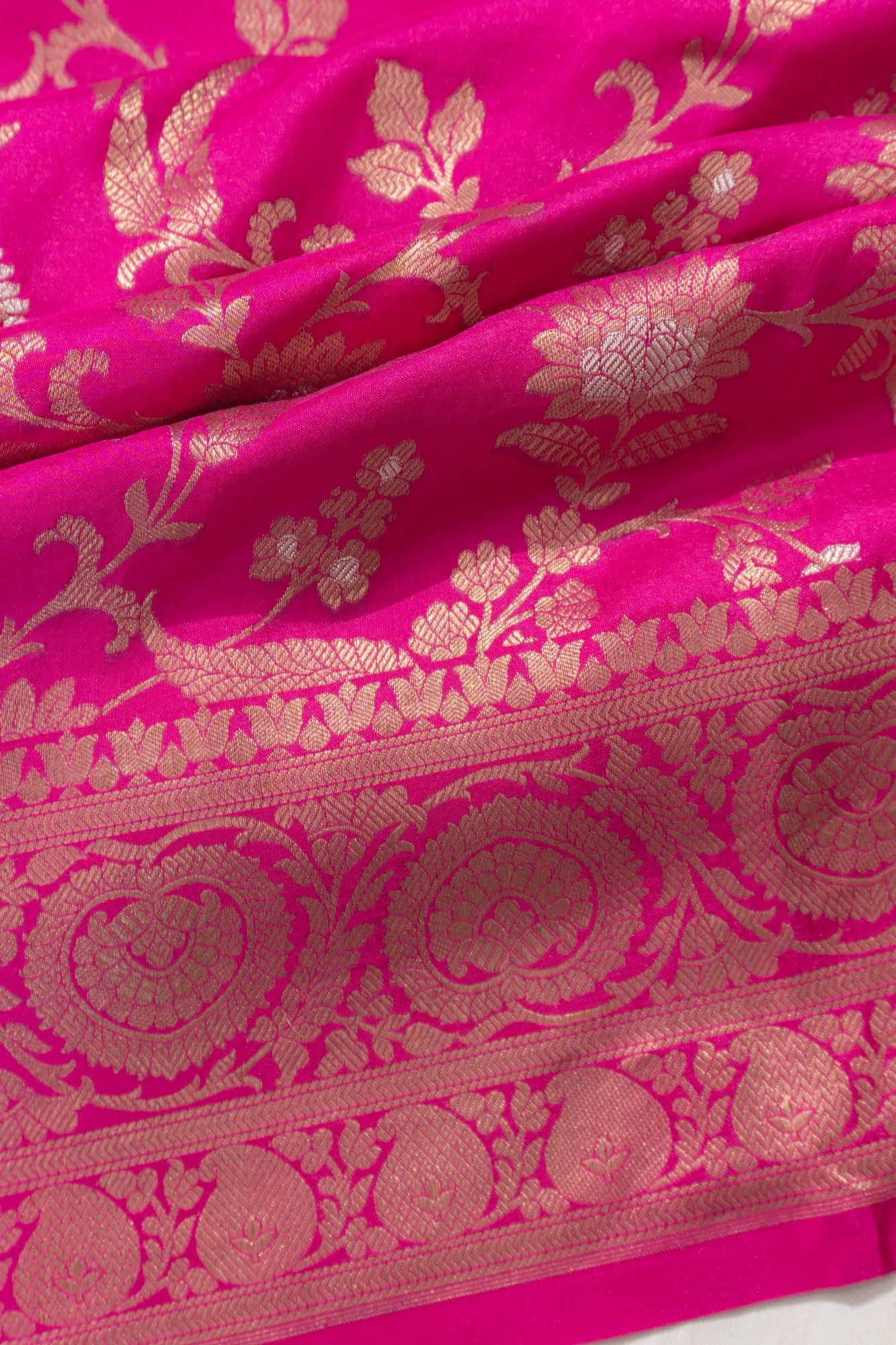 Vaanya Banaras Jaal Rani Pink Saree