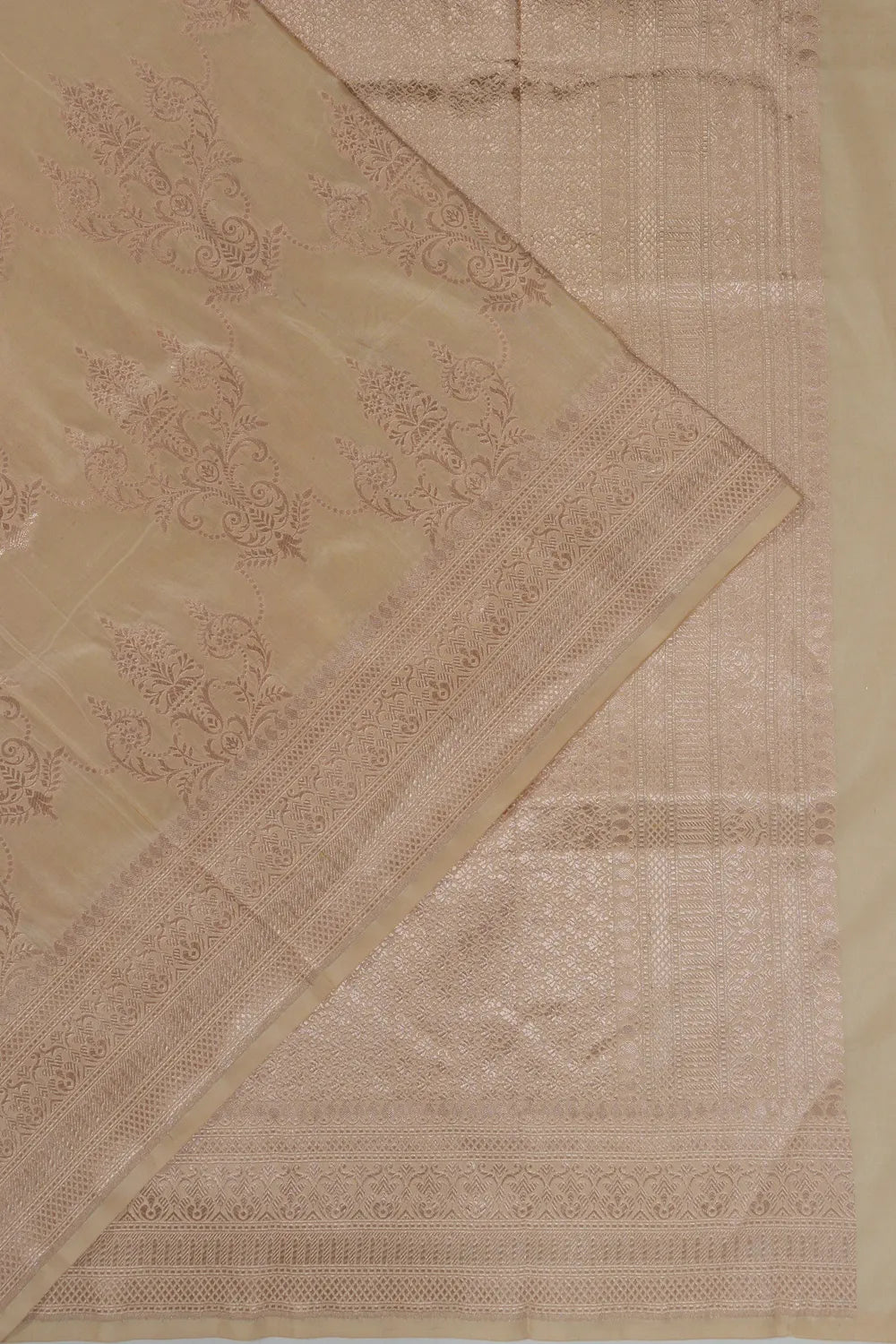 Vaanya Banaras Jaal Cream Saree