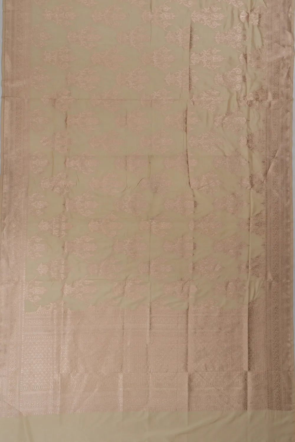 Vaanya Banaras Jaal Cream Saree