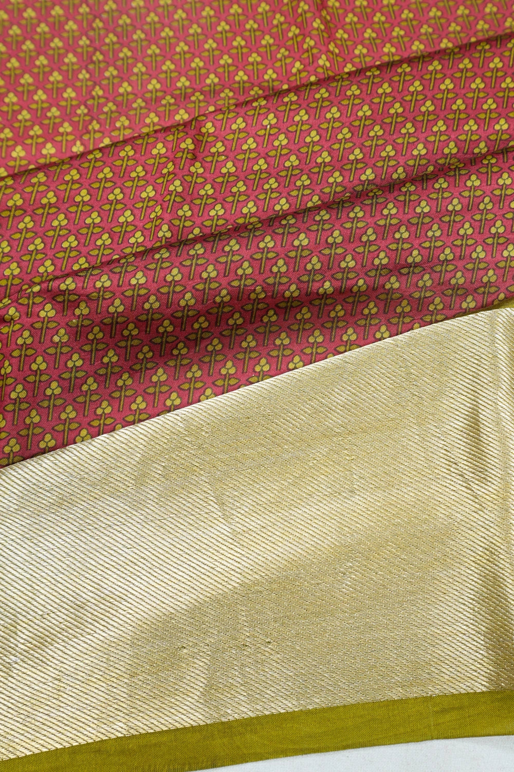 Vaanya Banaras Soft Silk Butta Green Saree