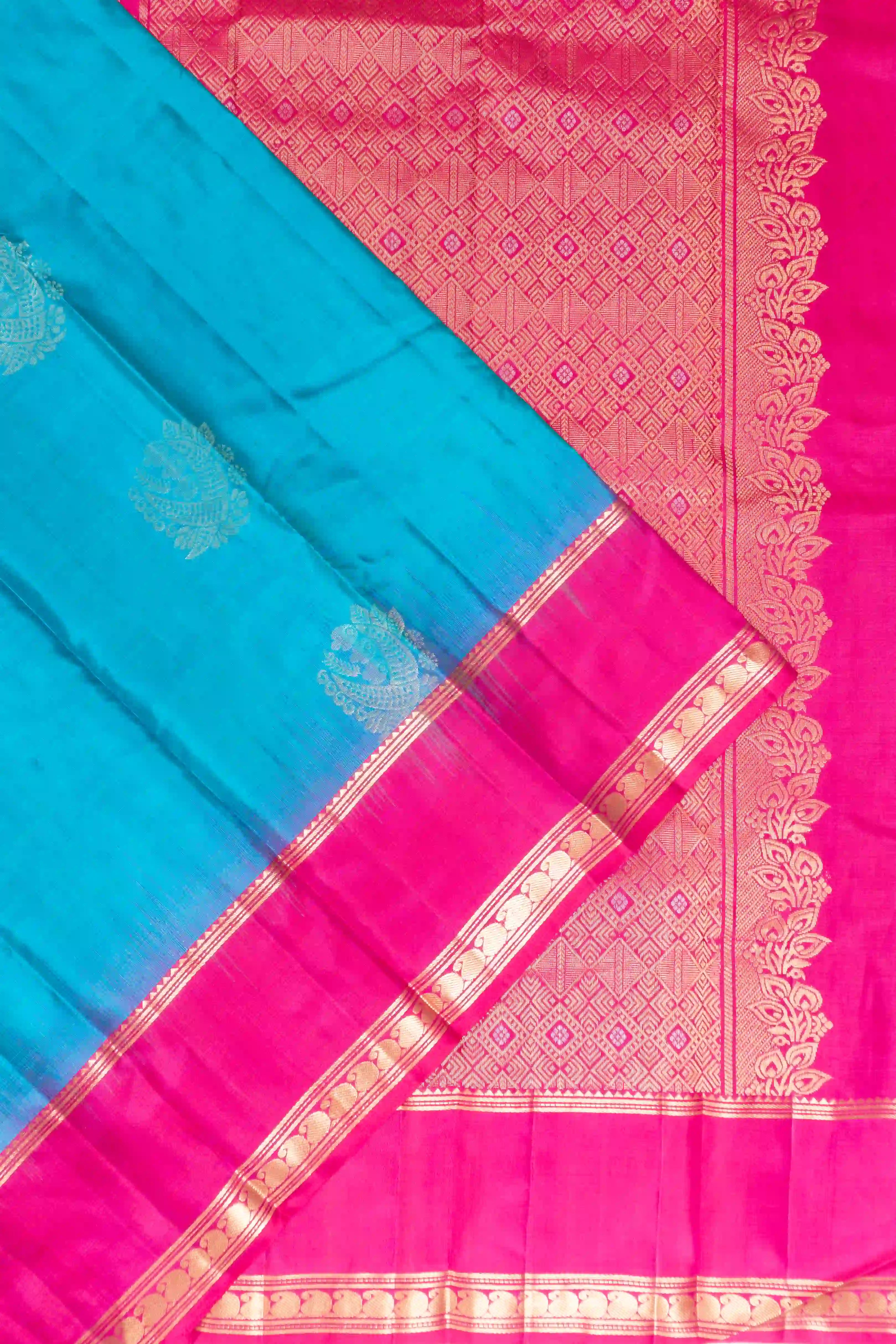 Taranga Kanchi Silk Butta Sky Blue Saree