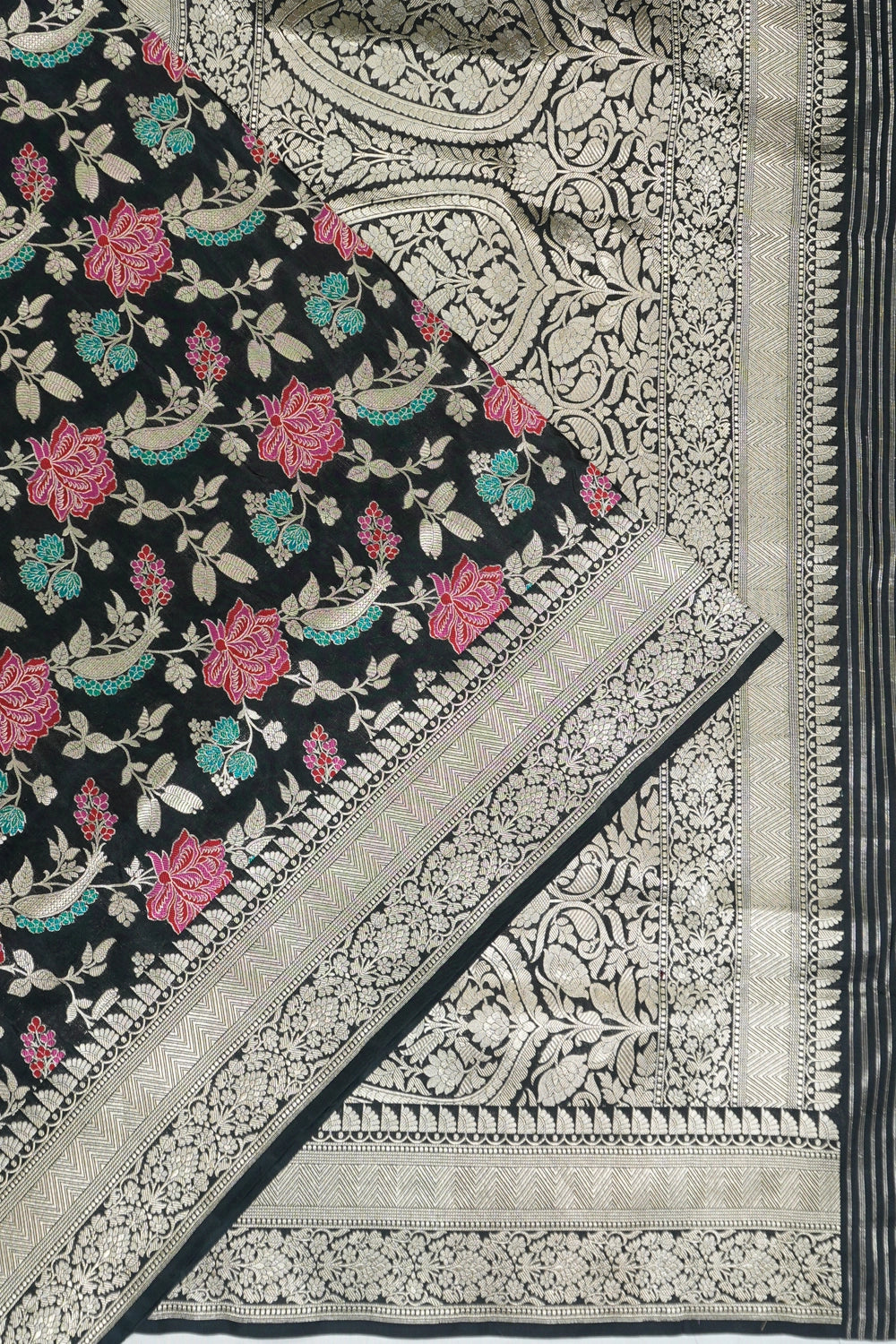 Vaanya Banaras Silk Jaal Black Saree