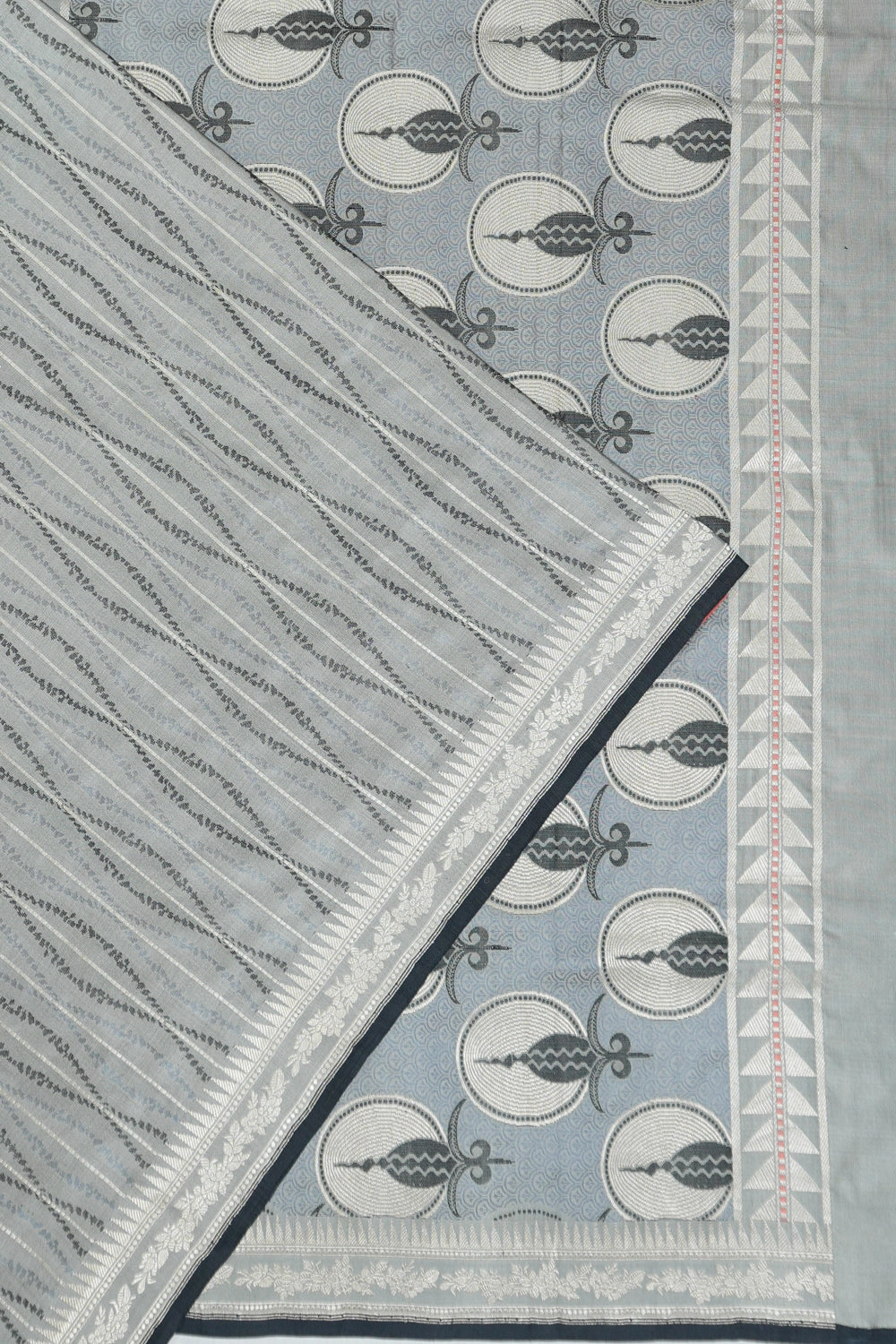 Vaanya Banaras Silk Brocade Grey Saree