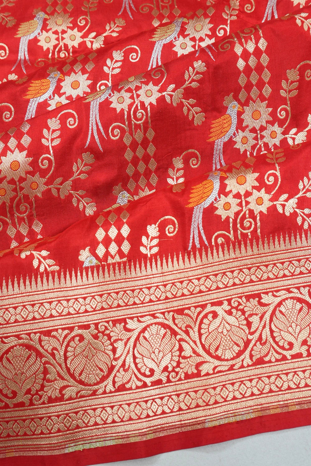 Vaanya Banaras Silk Brocade Red Saree