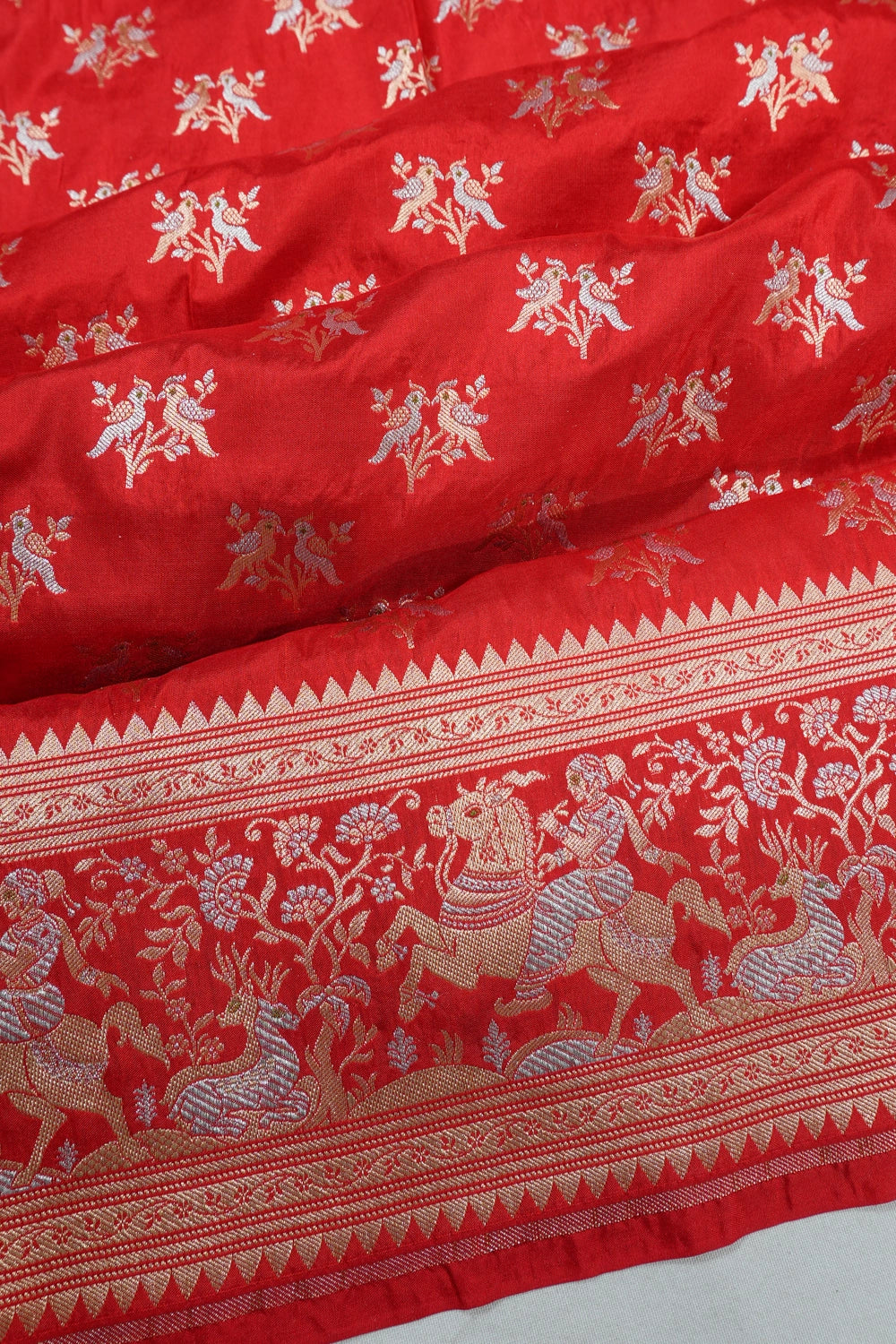 Vaanya Banaras Silk Brocade Red Saree