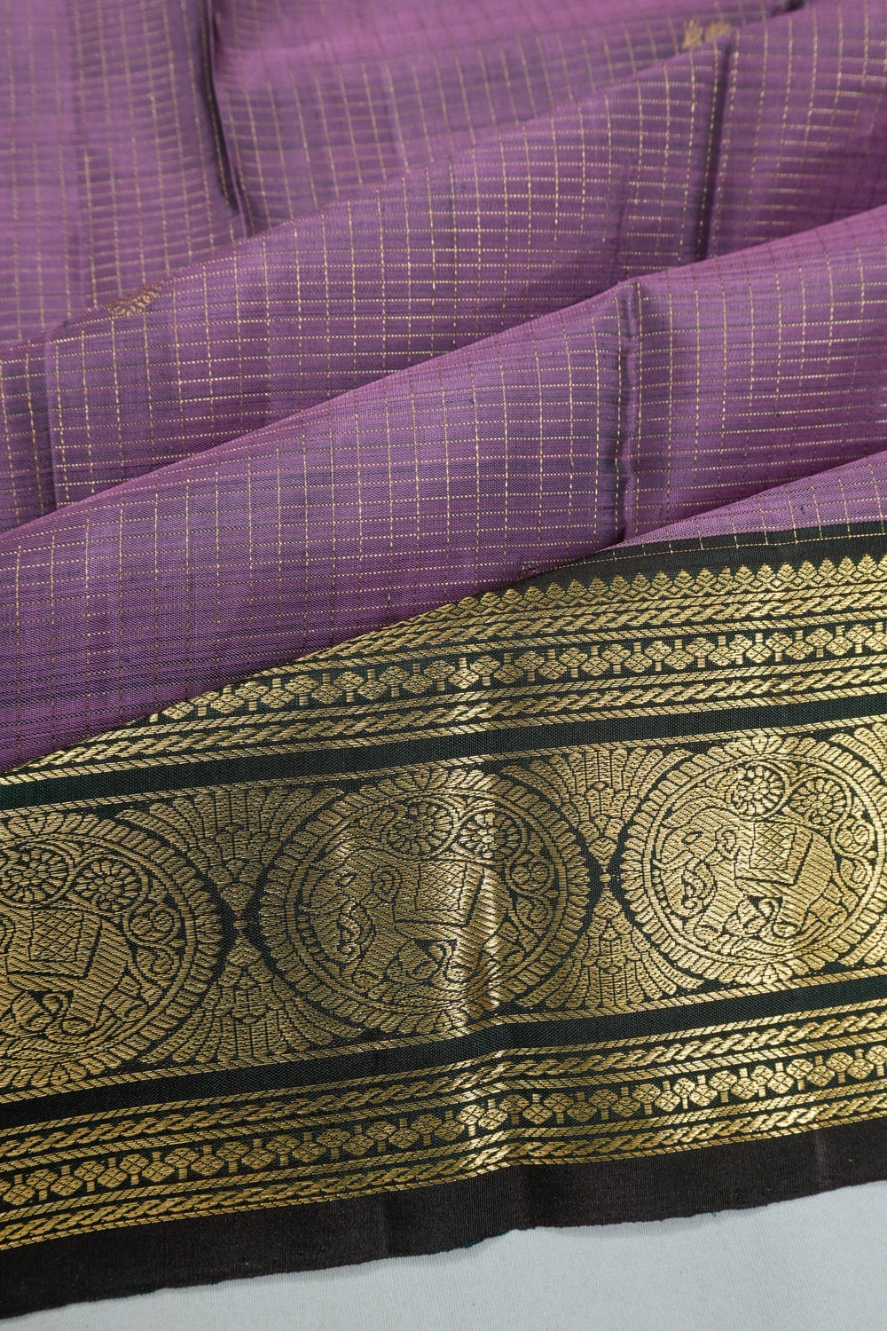 Kanchipuram Silk Checks And Butta Lavender Saree