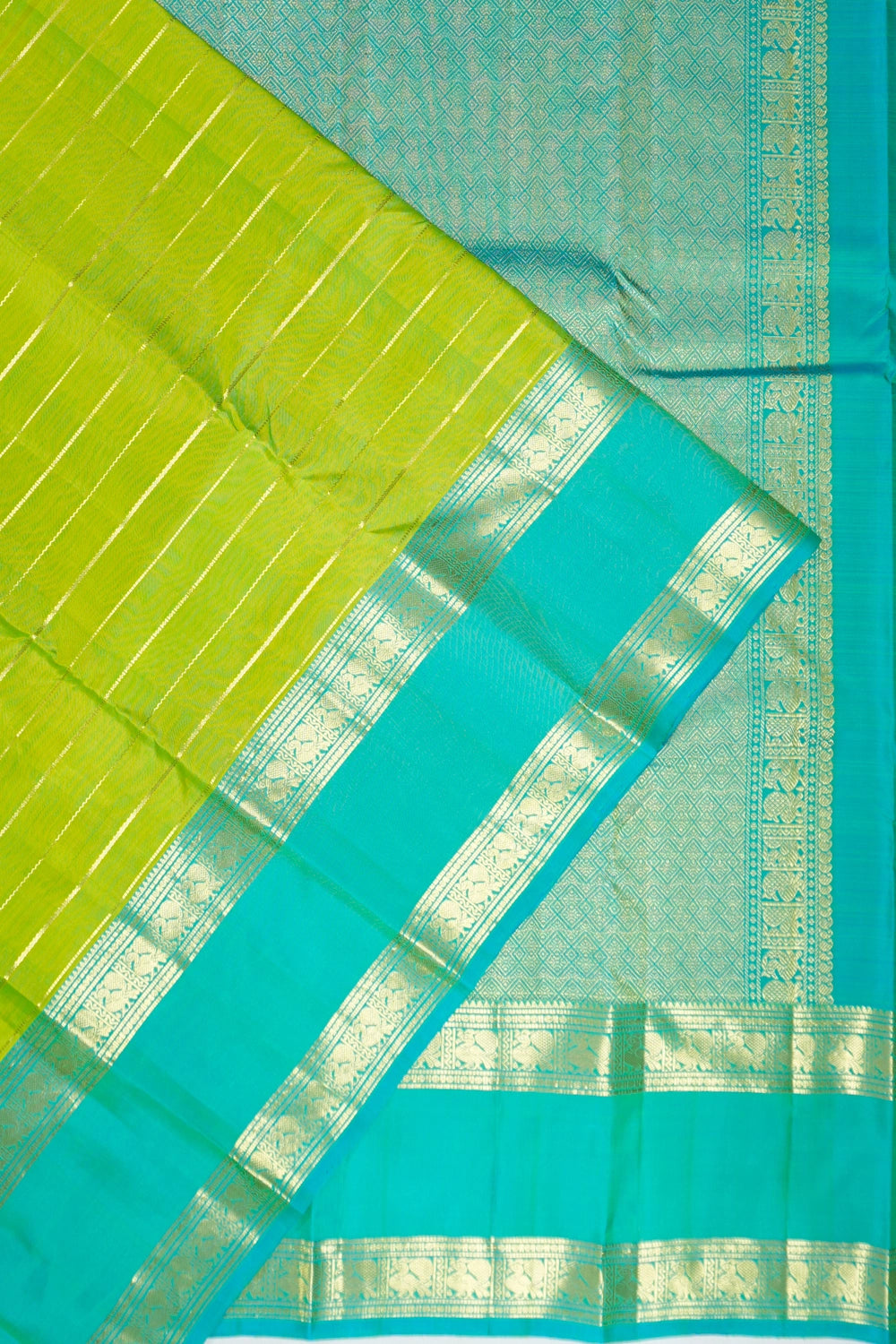 Kanchipuram Silk Lines Green Saree With Rettai Pettu Border